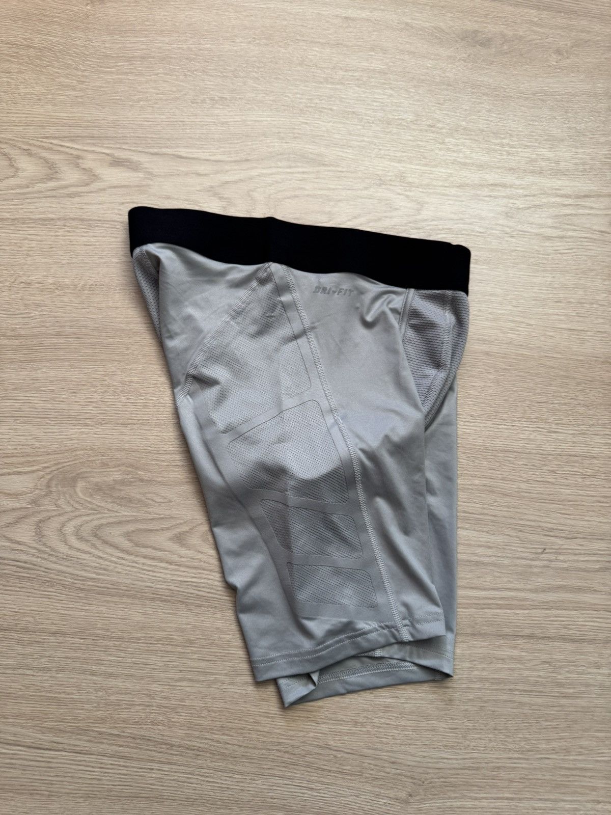 Nike NWT Nike Pro Dri-Fit Soccer Football Compression Shorts Size US 34 / EU 50 - 5 Thumbnail