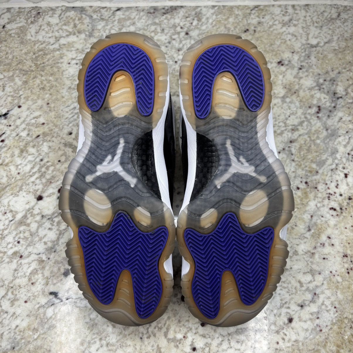 Jordan Brand Sizs 8.5 - Jordan 11 high concord 2011 OG All Worn Size US 8.5 / EU 41-42 - 15 Thumbnail