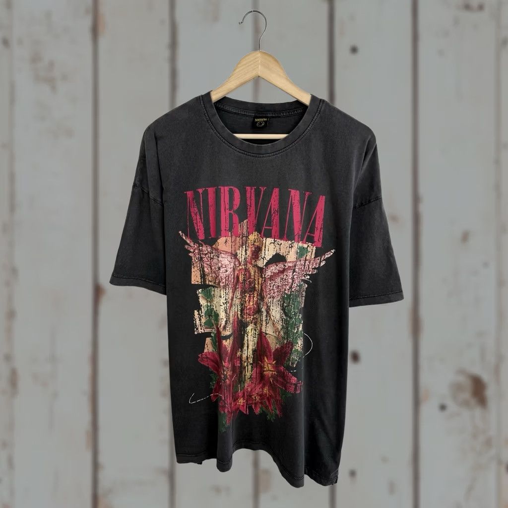 Vintage VINTAGE Nirvana T-Shirt In Utero Kurt Cobain Rare Gray XL Mens Shirt Size US XL / EU 56 / 4 - 1 Thumbnail