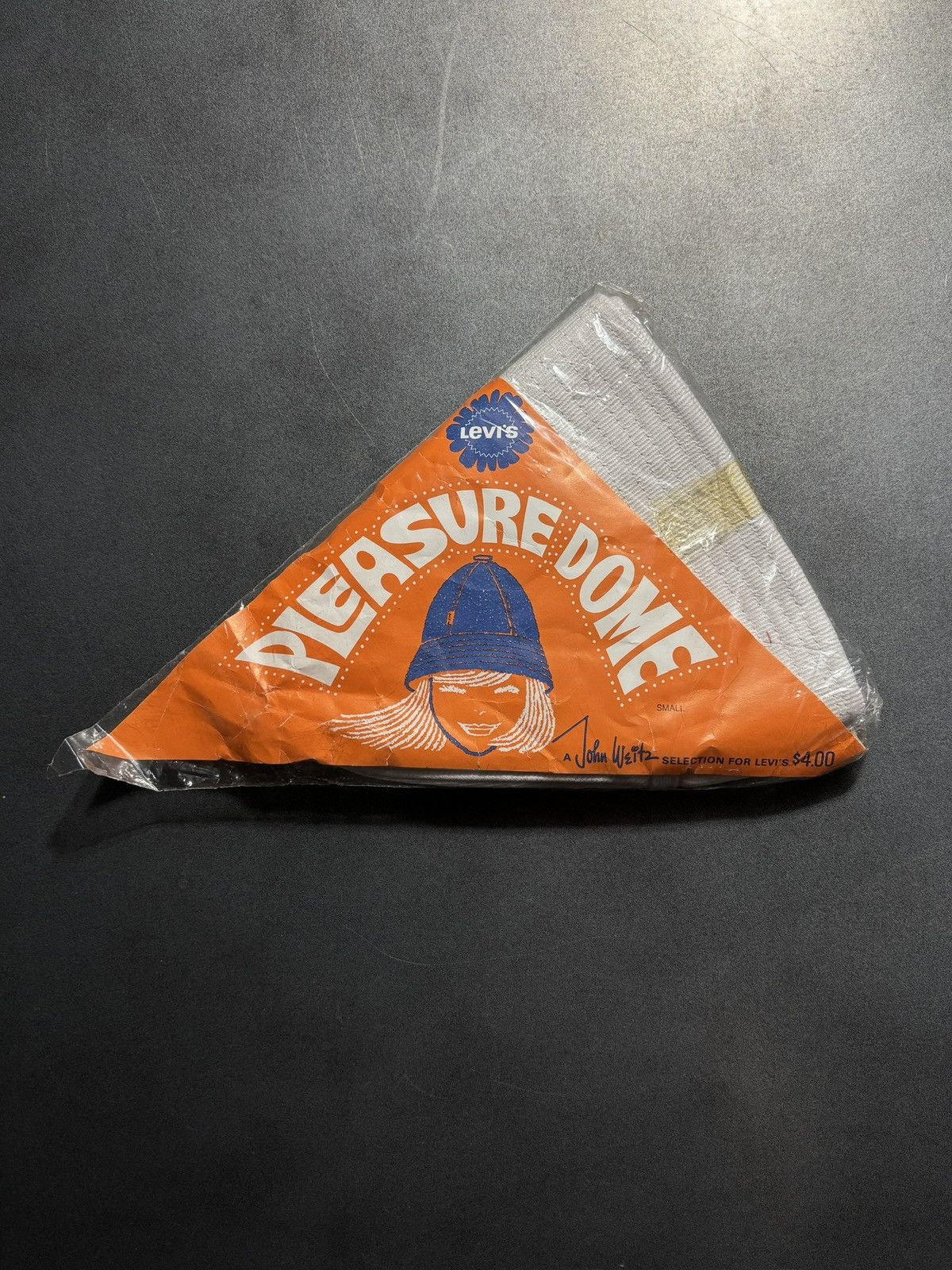 Levi's 1970s Levi's "Pleasure Dome" by John Weitz Vintage Big E Hat Size ONE SIZE - 1 Thumbnail