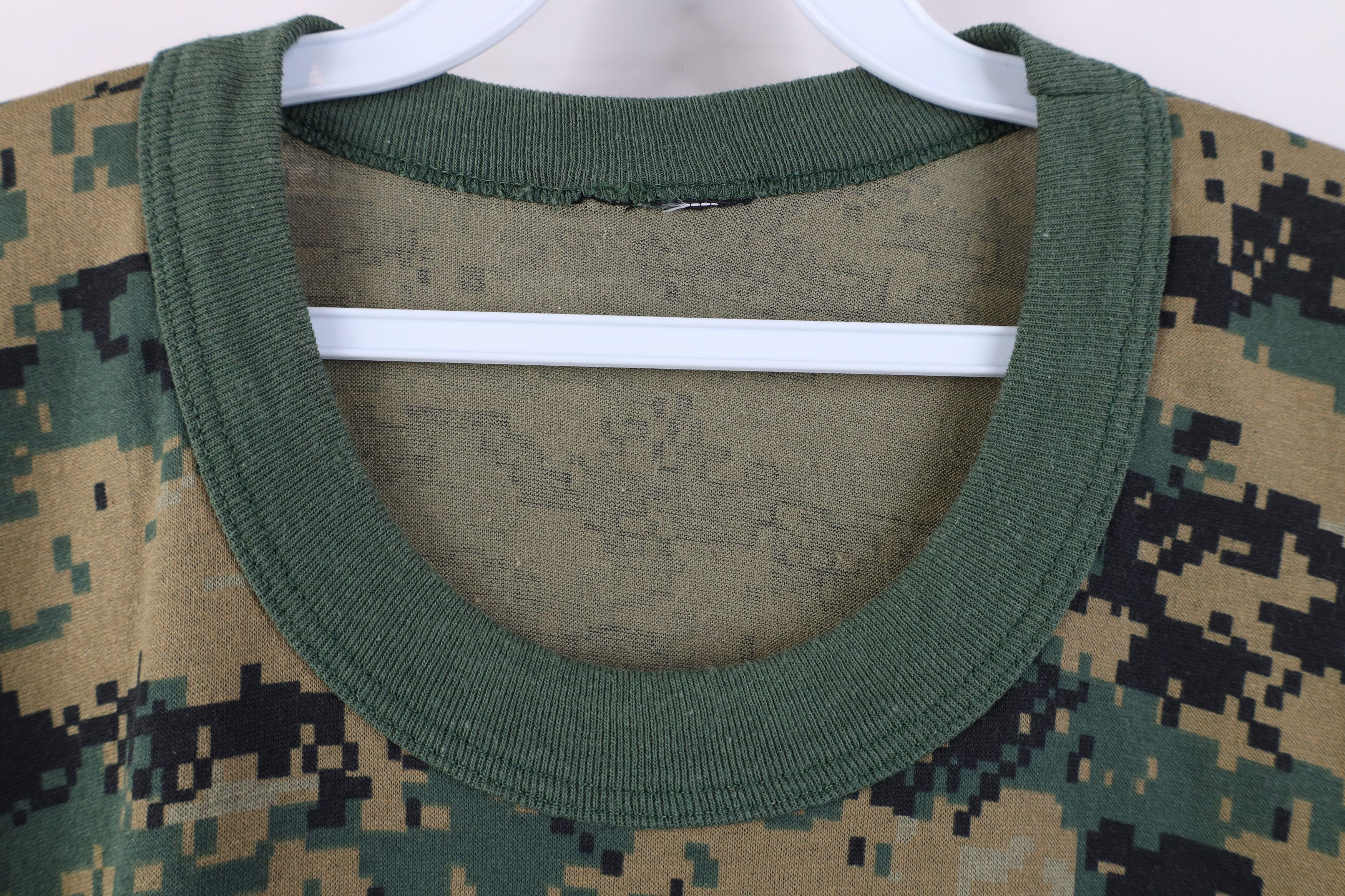 Vintage Vintage 90s Streetwear Camouflage Short Sleeve T-Shirt USA Size US XL / EU 56 / 4 - 4 Thumbnail