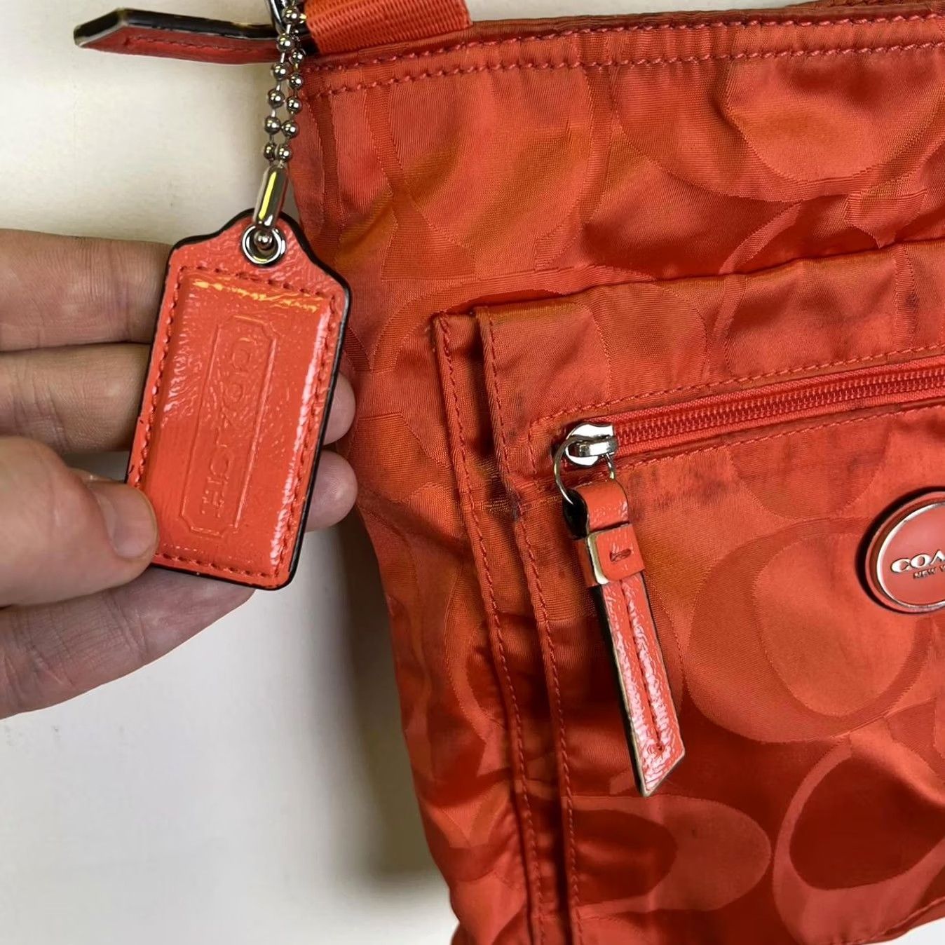 Coach VINTAGE Coach Orange Quilted Crossbody Bag Size ONE SIZE - 5 Thumbnail