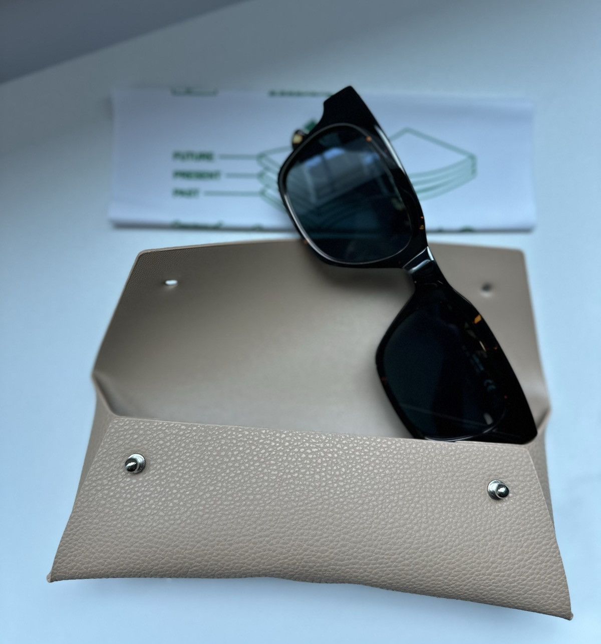 HIDDEN Ludlow Sunglasses in Tortoise (MEMBERS EXCLUSIVE) Size ONE SIZE - 8 Thumbnail