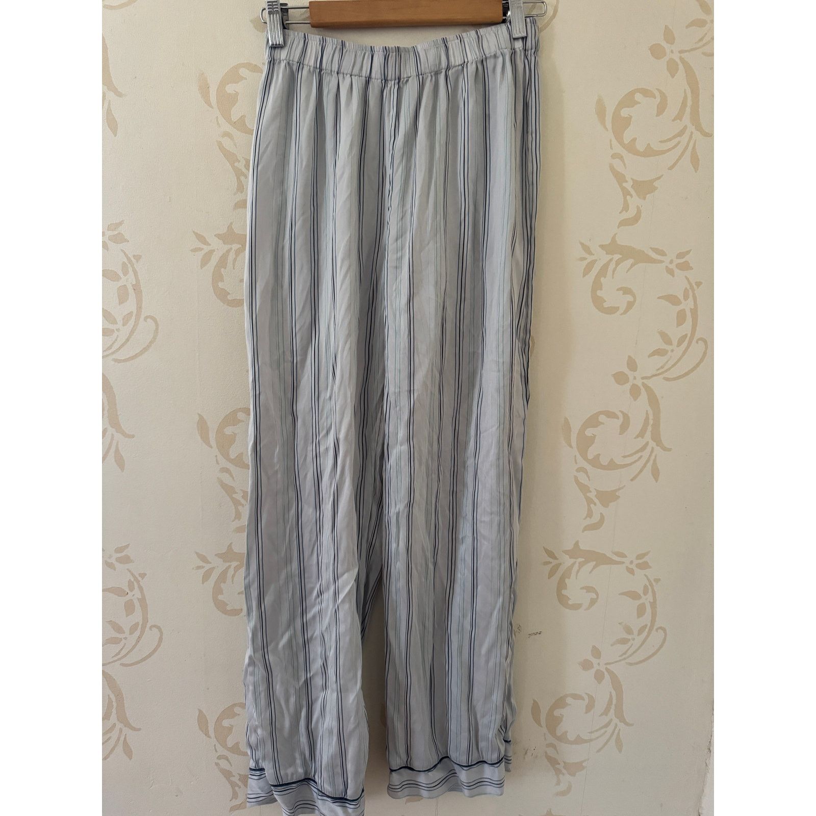 Eberjey Eberjey 100% Silk Pajamas Ladies Size Small Size ONE SIZE - 2 Thumbnail