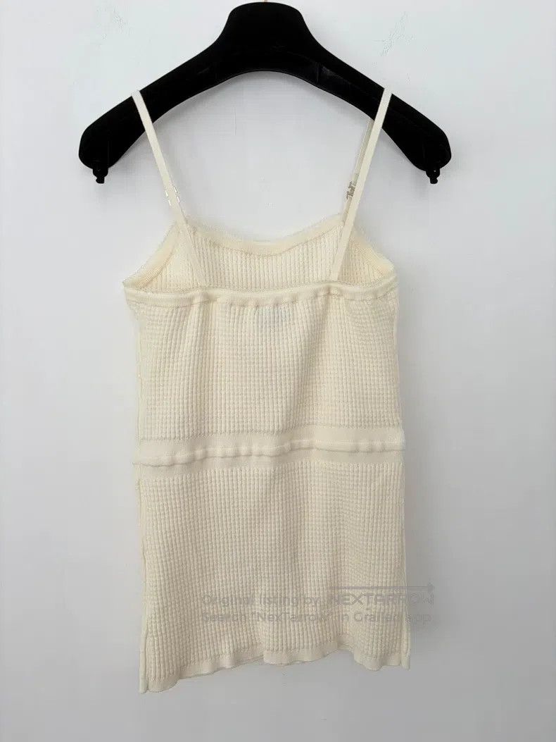 Chanel Chanel Beige knitted tag vest Size XXS / US 00 / IT 34 - 2 Thumbnail
