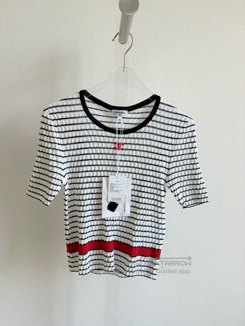 Chanel Chanel 24P black and white striped knitted short-sleeved T Size XS / US 0-2 / IT 36-38 - 2 Thumbnail