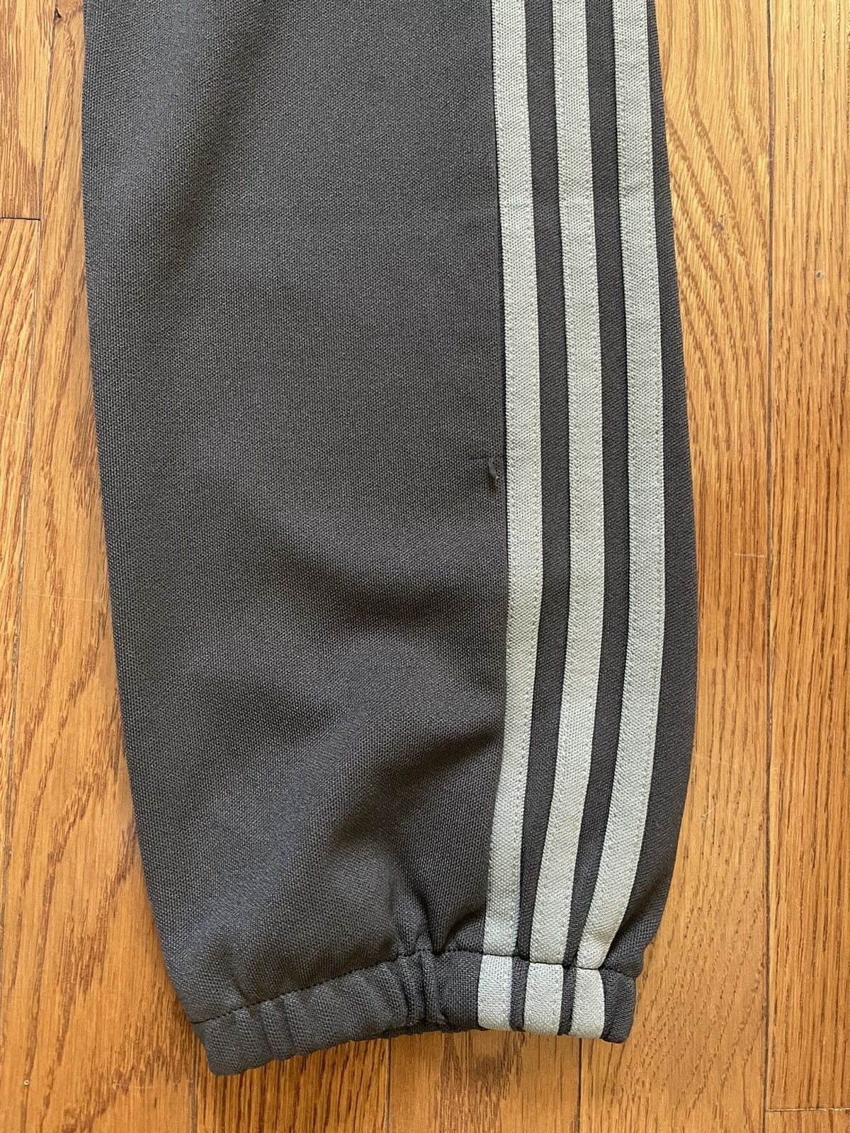 Adidas × Yeezy Adidas x Yeezy Calabasas Track Pant Gray Sz. M Size US 32 / EU 48 - 3 Thumbnail