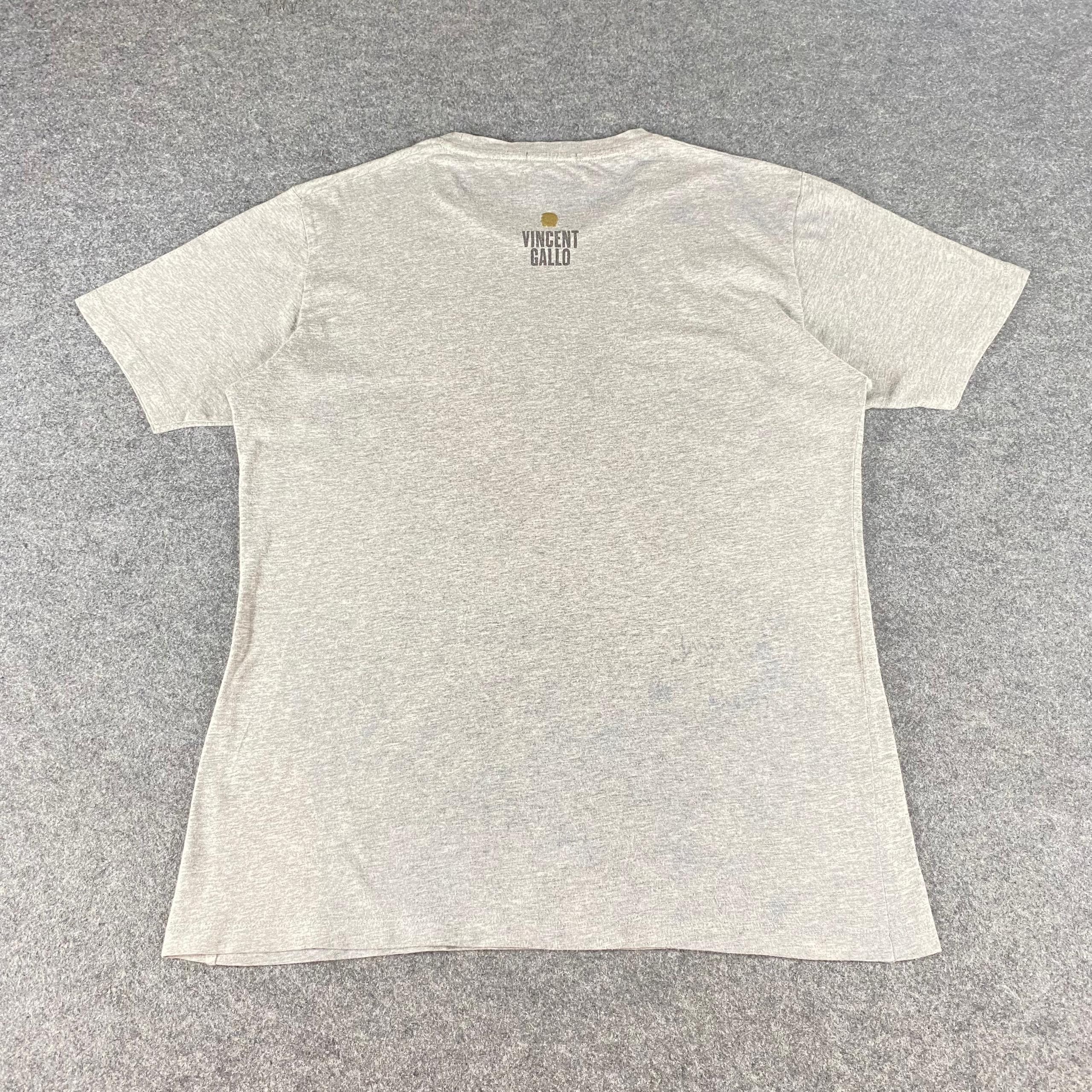 Uniqlo Vincent Galo by Uniqlo Tshirt Size US M / EU 48-50 / 2 - 2 Thumbnail