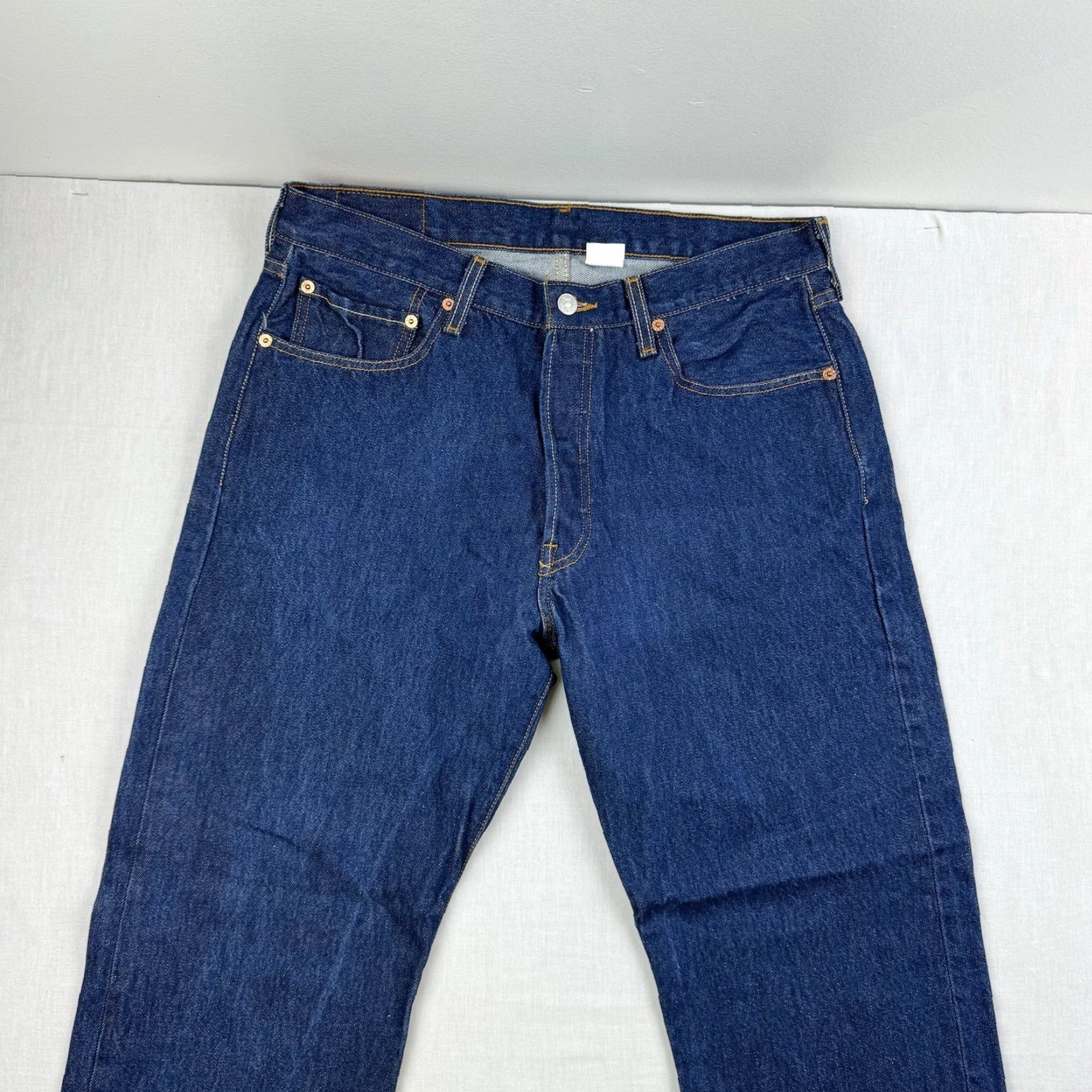 Levi's VINTAGE Levi's 501 Jeans Men Adult 35x32 Blue Button Fly Grunge Workwear 2000s Y2K Straight Size US 35 - 2 Thumbnail