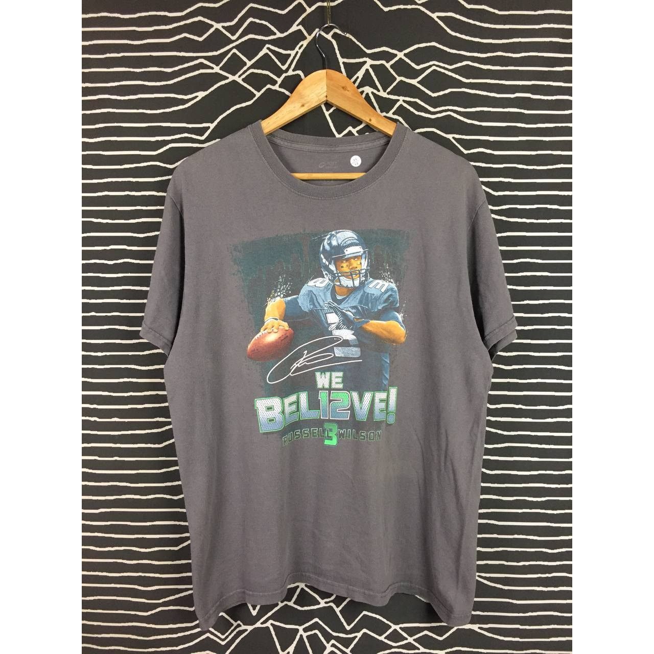 NFL × Sports Specialties × Vintage Seattle Seahawks NFL Russell Wilson We Believe Tee Size US L / EU 52-54 / 3 - 1 Thumbnail