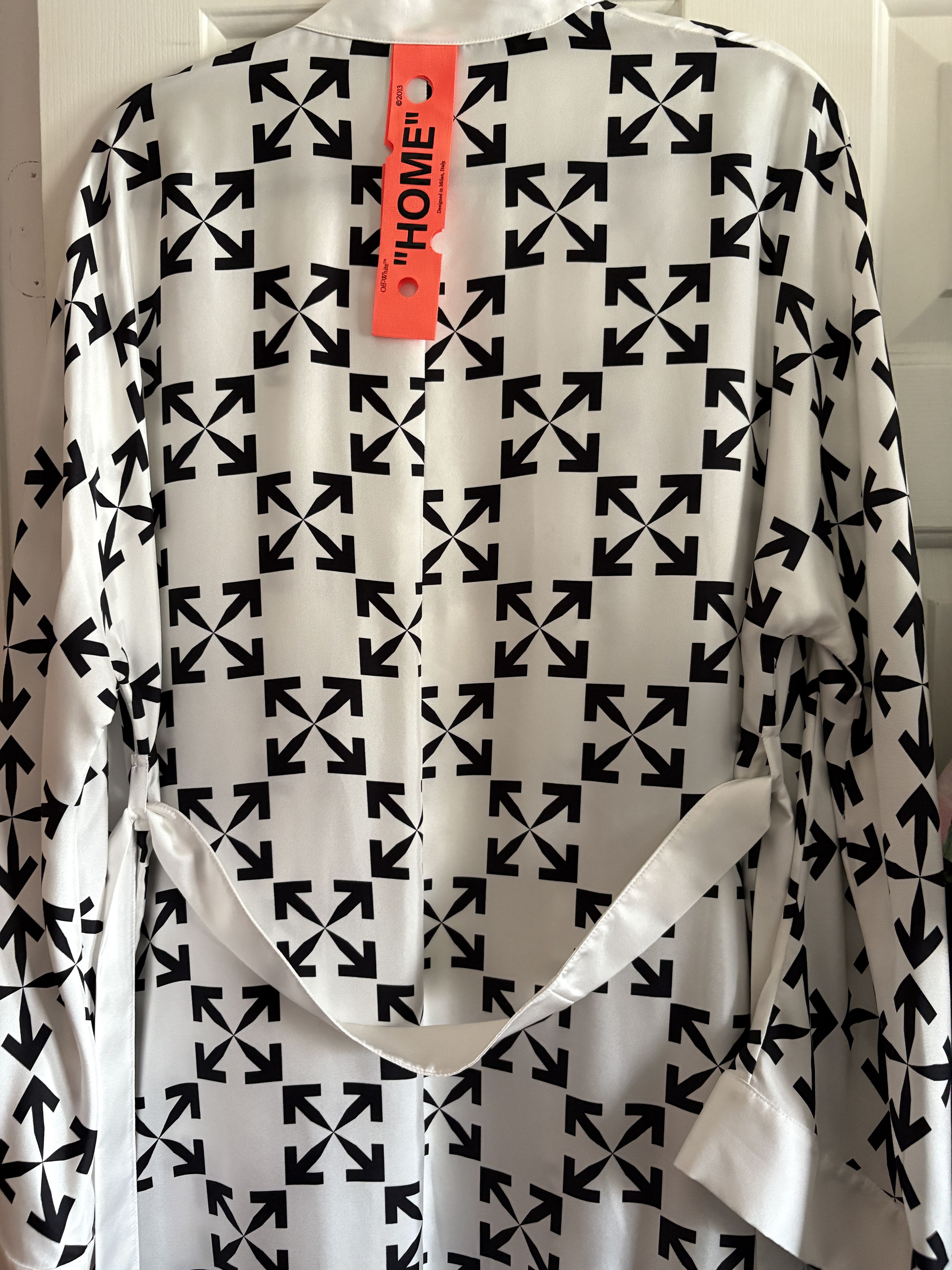 Off-White Off-White Virgil Abloh Arrow Pattern Silk Robe Kaftan M Size US M / EU 48-50 / 2 - 8 Thumbnail