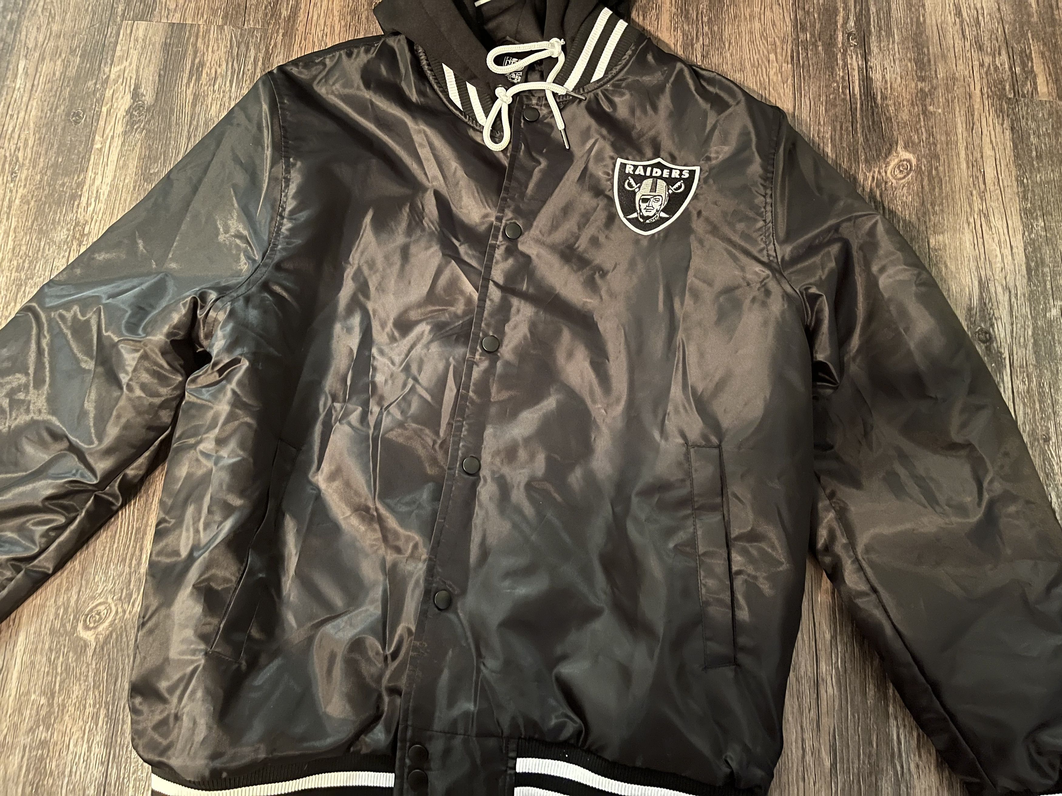 NFL New Raiders Jacket! Size US XL / EU 56 / 4 - 7 Thumbnail