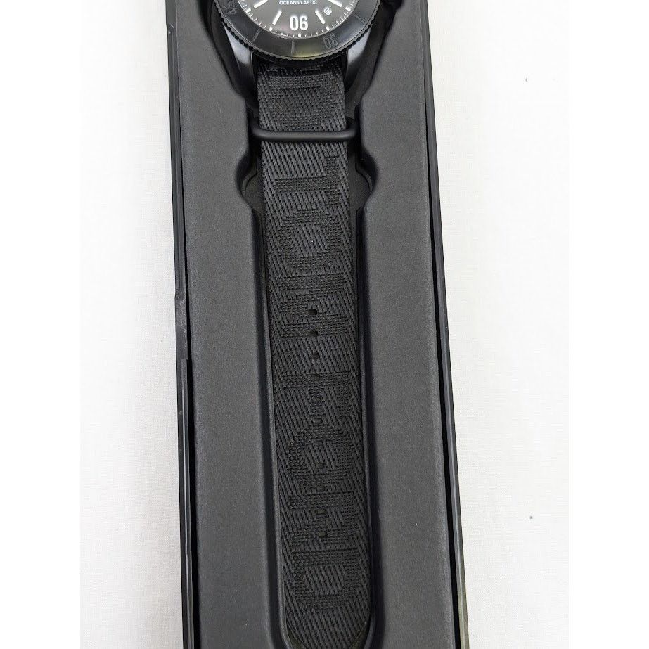 Tom Ford o1rshd1 Size: OS / Plastic Large Case Sports Watch in Black Size ONE SIZE - 6 Thumbnail