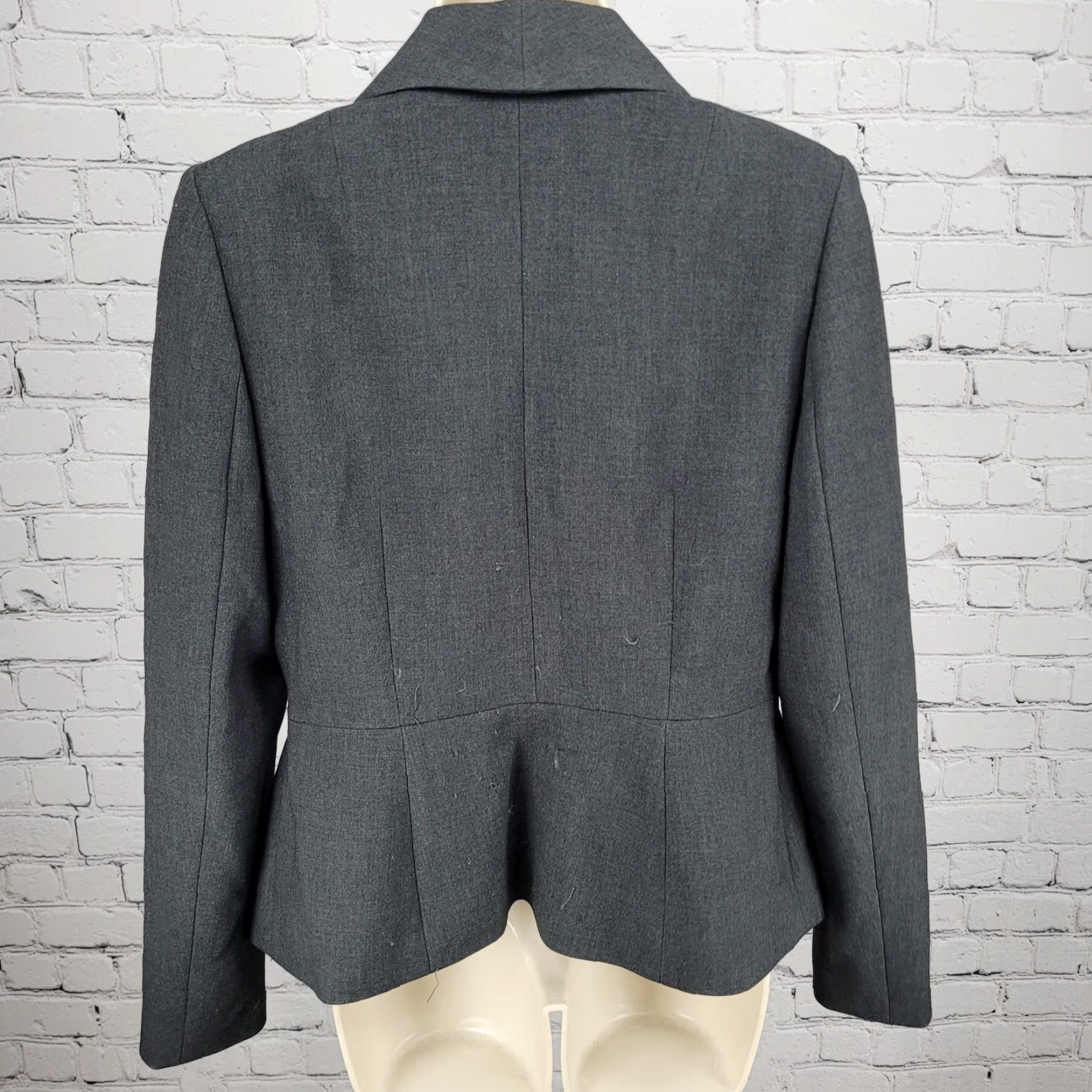 Ann Taylor VINTAGE Ann Taylor Gray Hook & Loop Shawl Lapel Lined Stretch Suit Jacket 8 Size M / US 6-8 / IT 42-44 - 2 Thumbnail