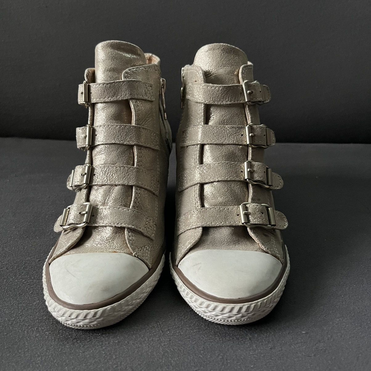 ASH Ash Genial Wedge Gold Glitter Isabel Marant Bekett Style Size US 6 / IT 36 - 2 Thumbnail