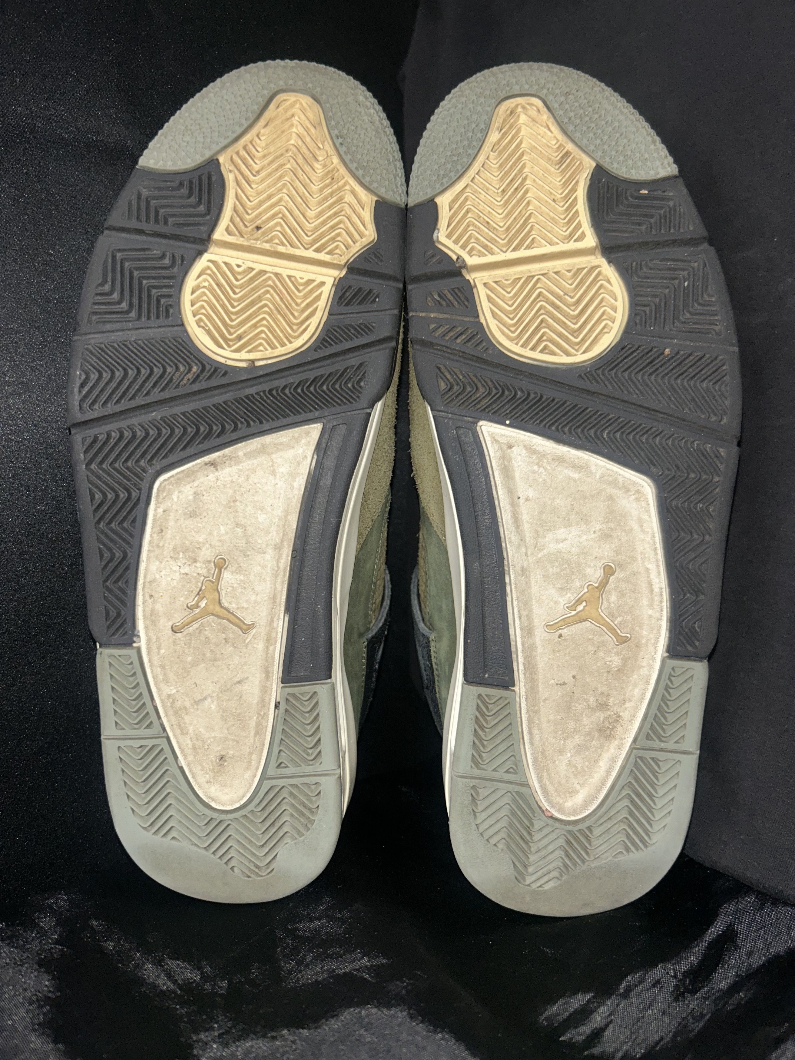 Jordan Brand Air Jordan 4 Retro SE Craft "Medium Olive" Size US 10 / EU 43 - 9 Thumbnail