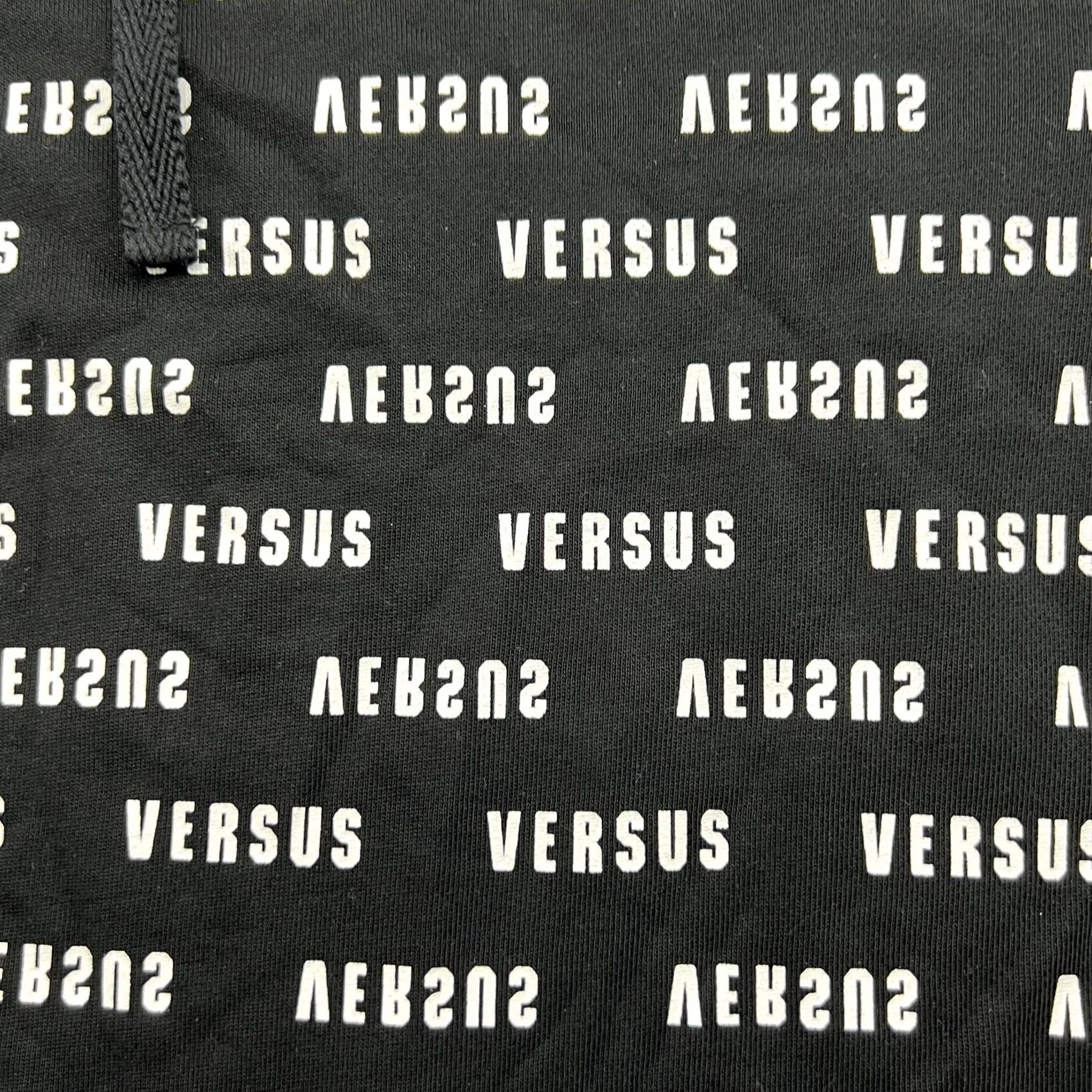 Versace Versace Versus Hoodie Sweatshirt 2XL Drawstrings AOP Spellout Black White Mens Pullover Hooded Pockets Cotton Canvas Long Sleeve Round Neck NY Style Size US XXL / EU 58 / 5 - 4 Thumbnail