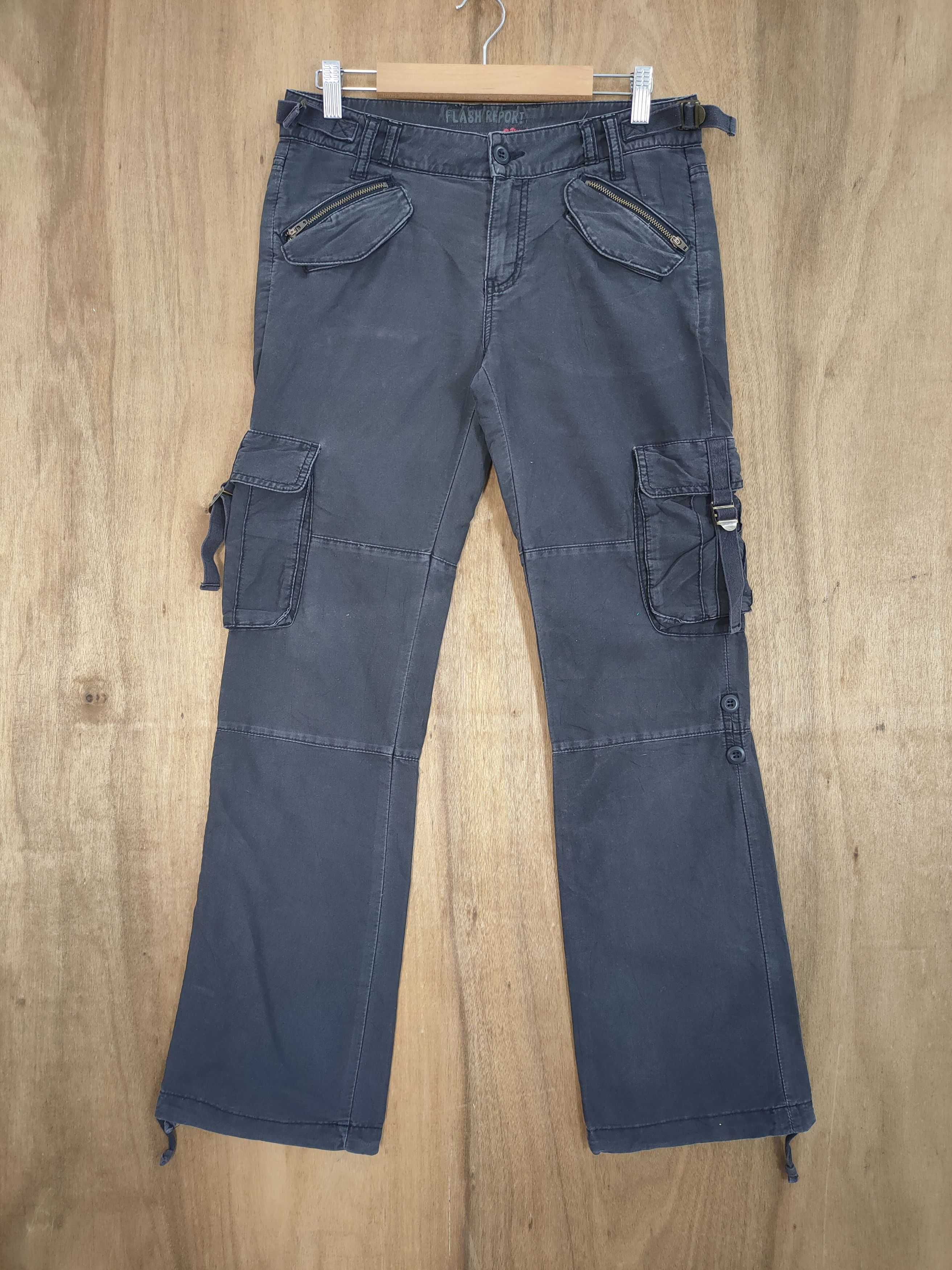 Japanese Brand VINTAGE FLASH REPORT FLARE FADED BLACK CARGO PANTS Size US 30 / EU 46 - 1 Thumbnail