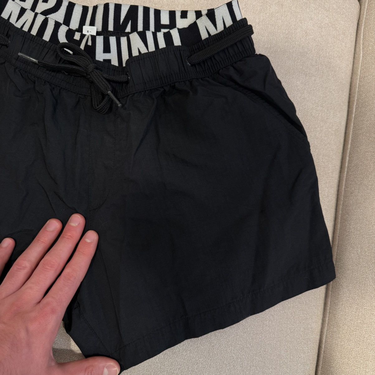 Moschino MOSCHINO Men’s Logo Band Waist Swim Shorts Black Size Small Size US 30 / EU 46 - 4 Thumbnail