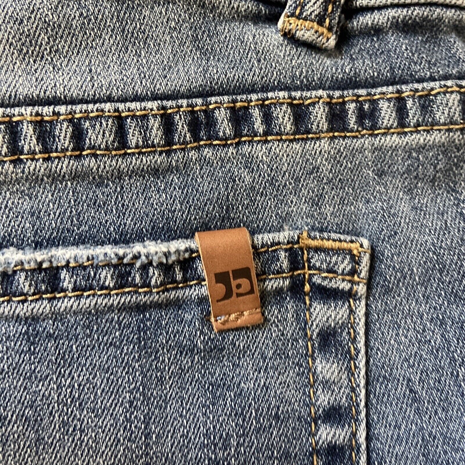 Joe's Joe's Jeans Frayed Denim Cut-Off Shorts Fae 27 NWOT Size 27" / US 4 / IT 40 - 5 Thumbnail