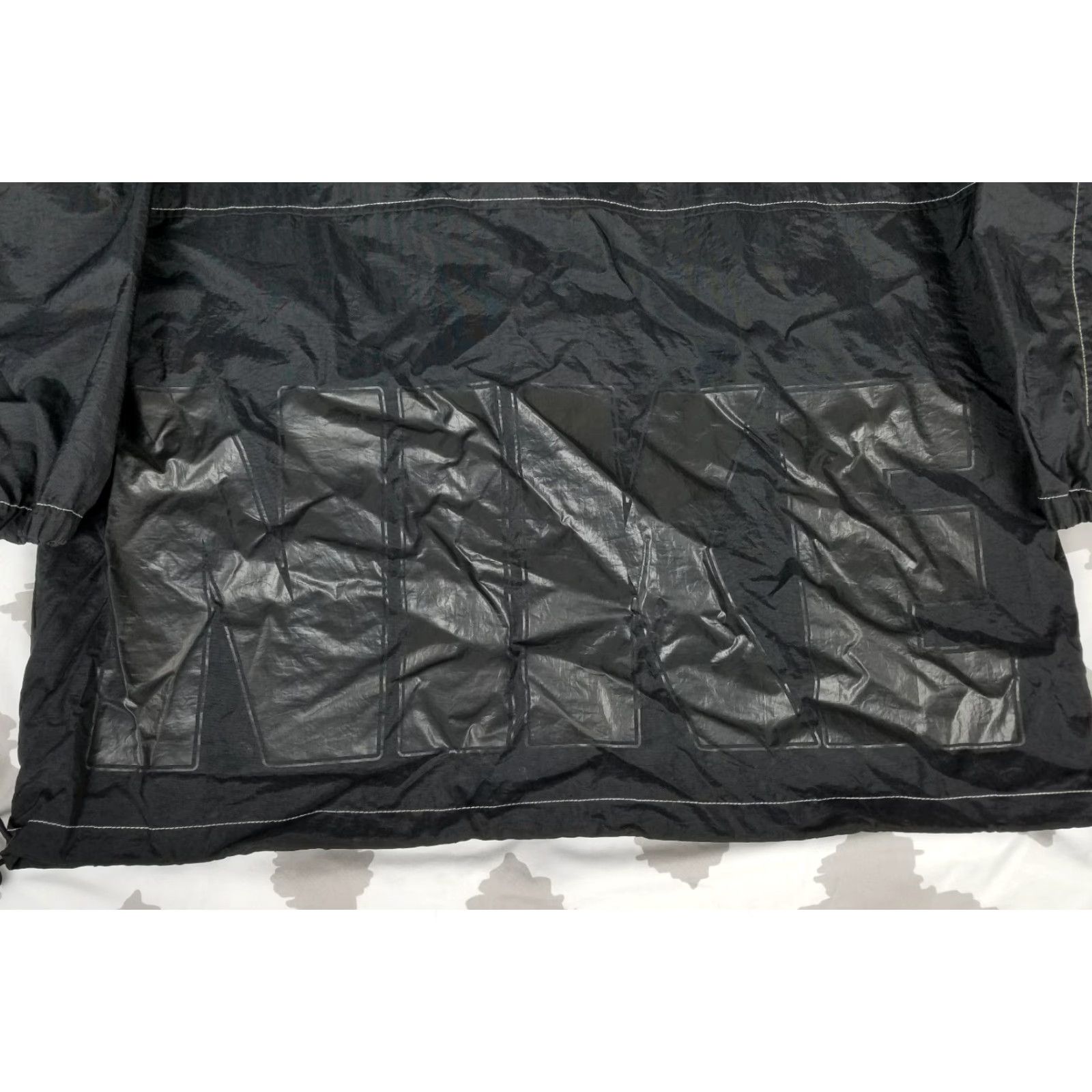Nike VINTAGE Nike Air Windbreaker Hoodie Jacket XL Black 90s Logo Spell Out Mens Size US XL / EU 56 / 4 - 4 Thumbnail
