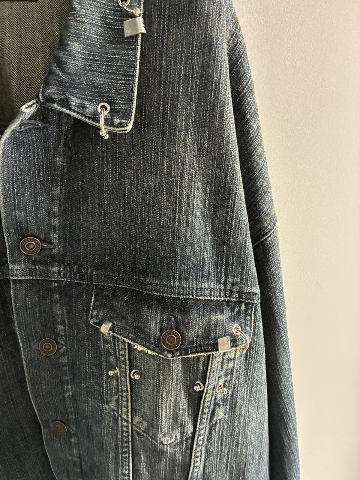 Balenciaga BALENCIAGA Piercing Denim Jacket Size US L / EU 52-54 / 3 - 3 Thumbnail