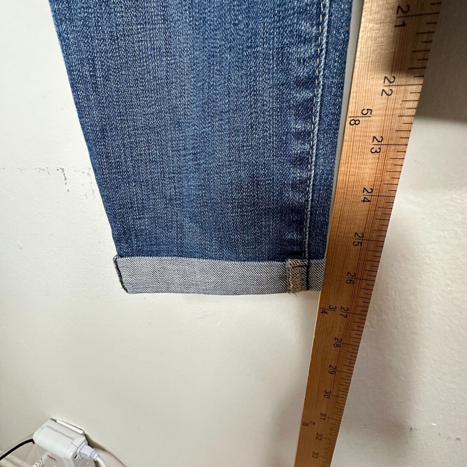 AG Adriano Goldschmied Revolve AG Flyaway The Stilt Cigarette Distressed Jean 27 Size 27" / US 4 / IT 40 - 11 Thumbnail