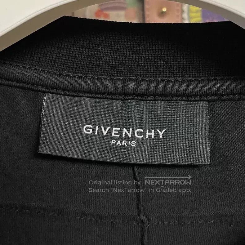 Givenchy Givenchy Men's Printed Short Sleeve T-Shirt Size US S / EU 44-46 / 1 - 4 Thumbnail