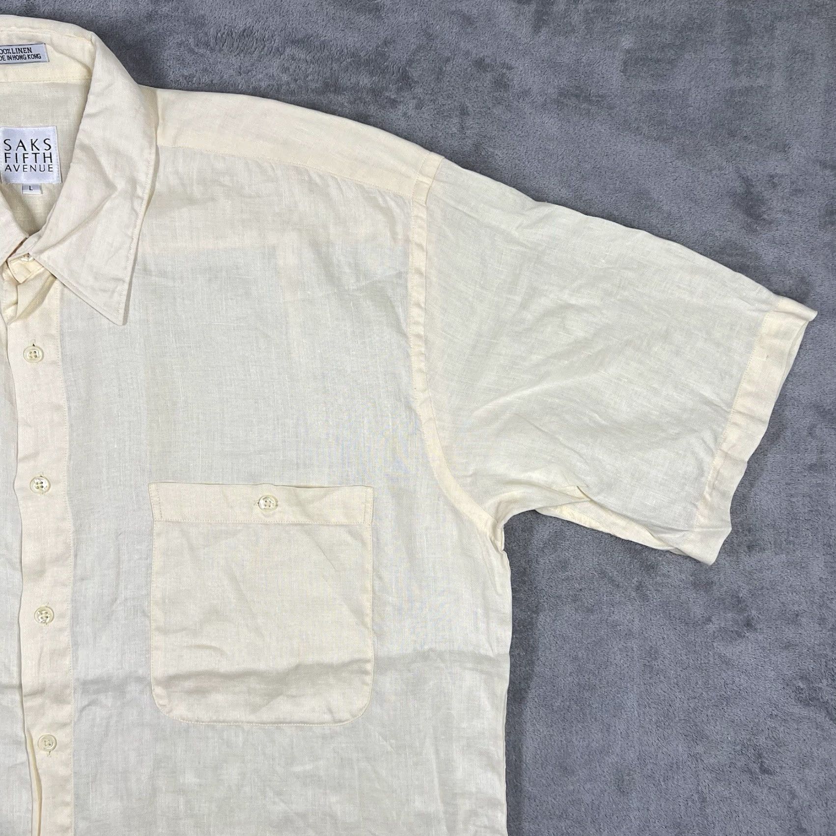 Saks Fifth Avenue VINTAGE Saks Fifth Avenue Button-Up Shirt Men’s Large Beige 100% Linen Short Sleeve Mens Regular L Beige 90s Size US L / EU 52-54 / 3 - 4 Thumbnail