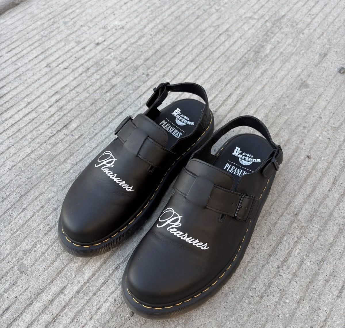Dr. Martens × Pleasures Dr. Martens x Pleasures Jorge Mule Size US 12 / EU 45 - 3 Thumbnail