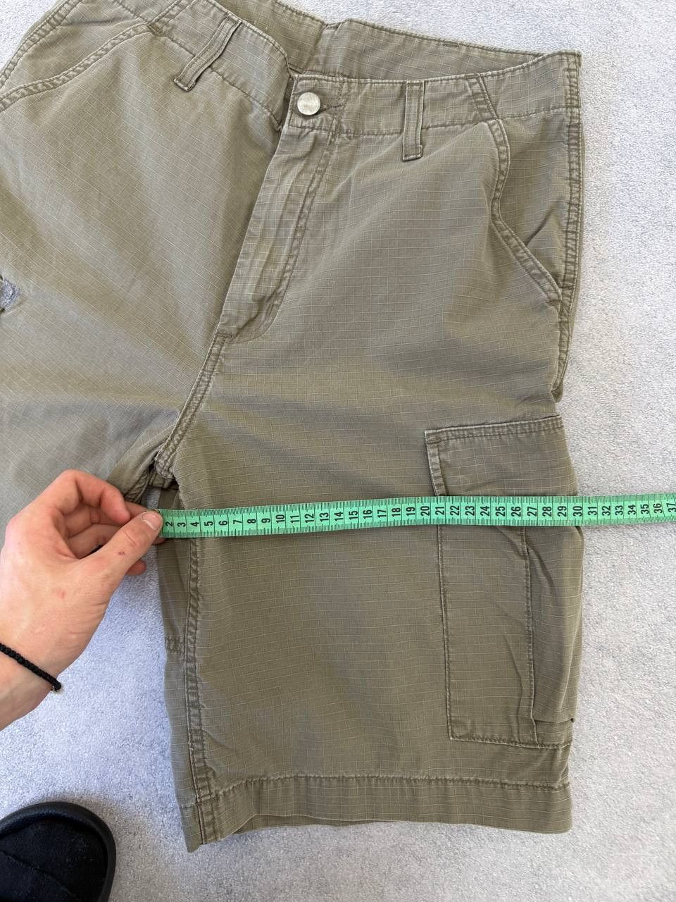 Carhartt Vintage Carhartt Bermuda Cargo Multi-Zip Shorts Y2K Size US 30 / EU 46 - 12 Thumbnail