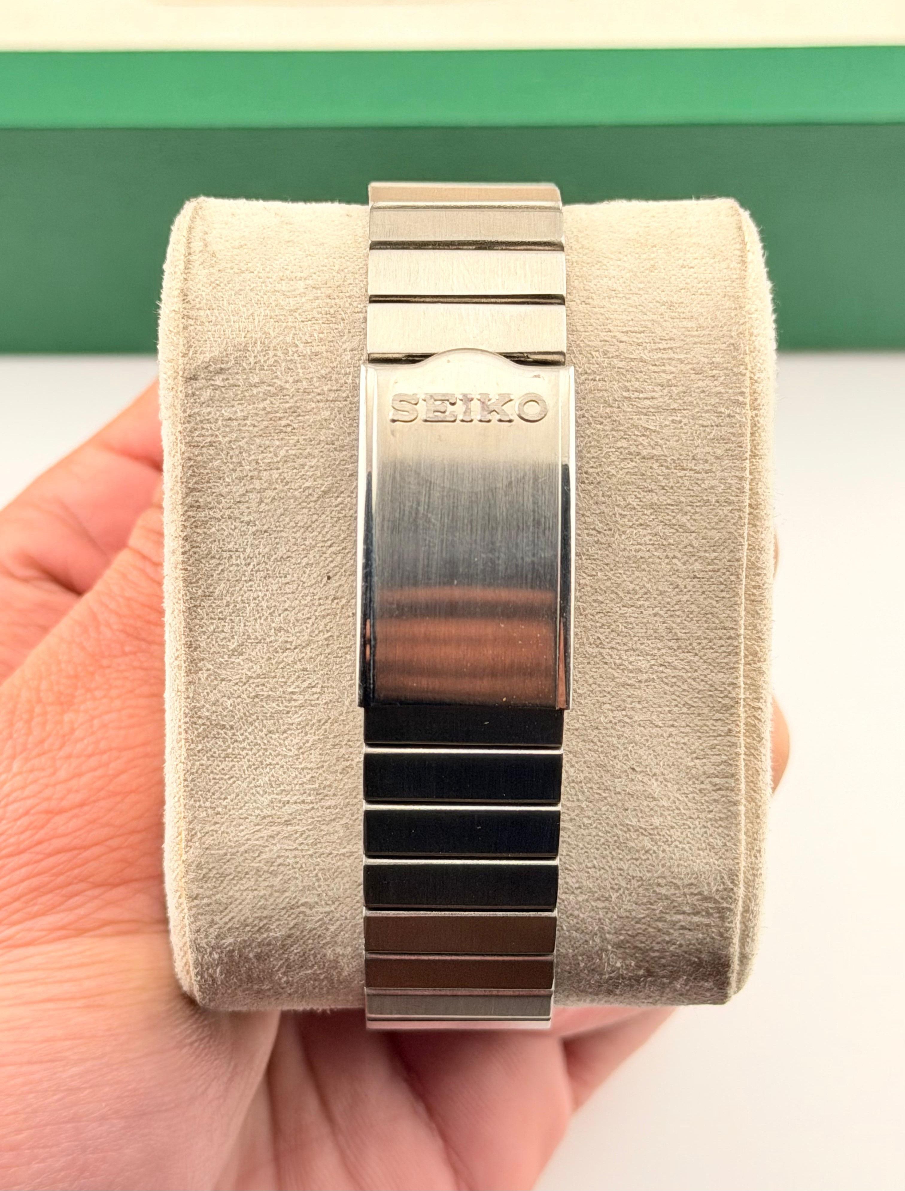Seiko Vintage Men's Wrist Automatic Watch Size 38 - 5 Thumbnail