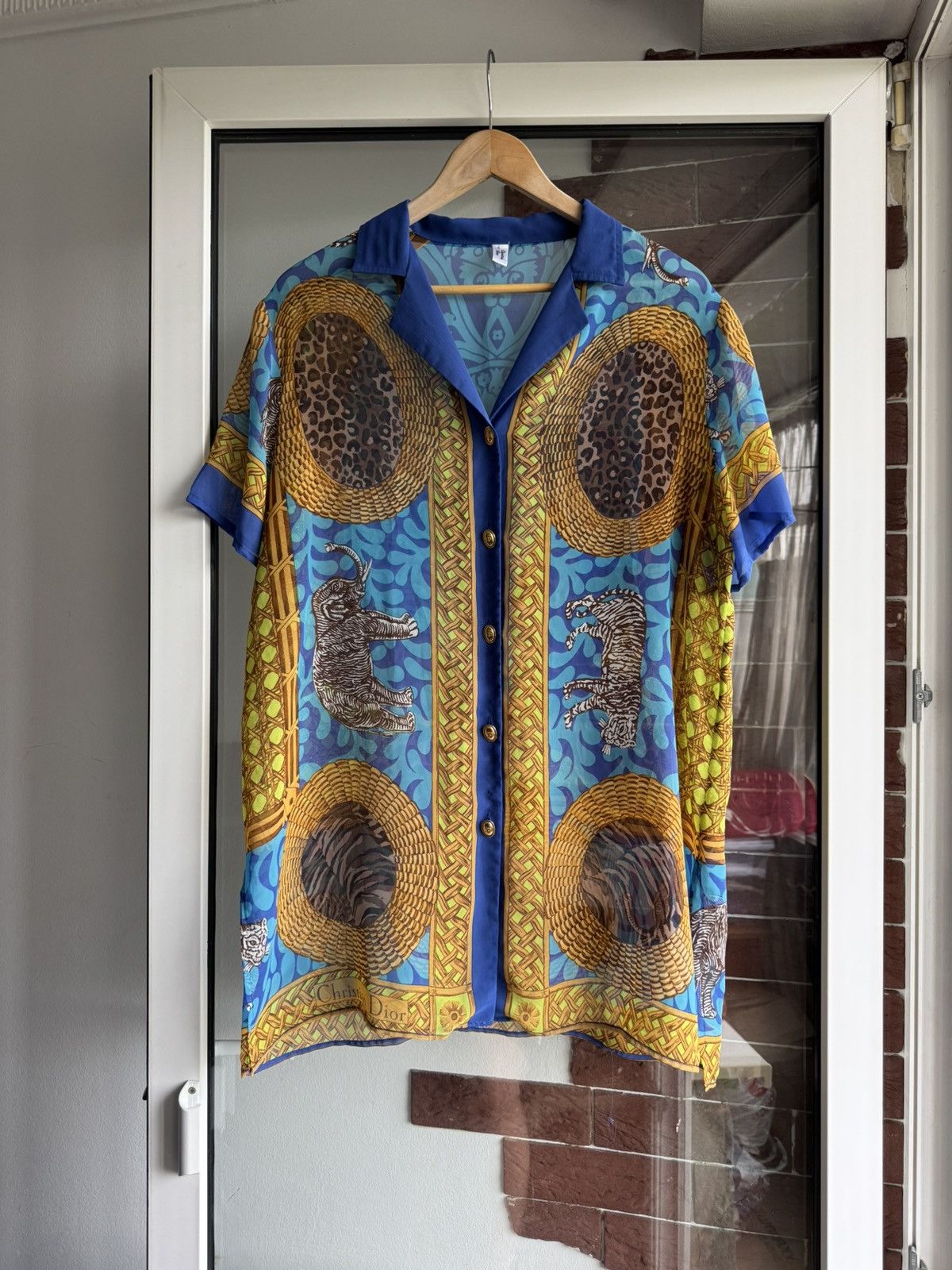 Christian Dior Monsieur 🔥Rare🔥 Vintage Christian Dior 90’s jungle print silk shirt Size US M / EU 48-50 / 2 - 4 Thumbnail