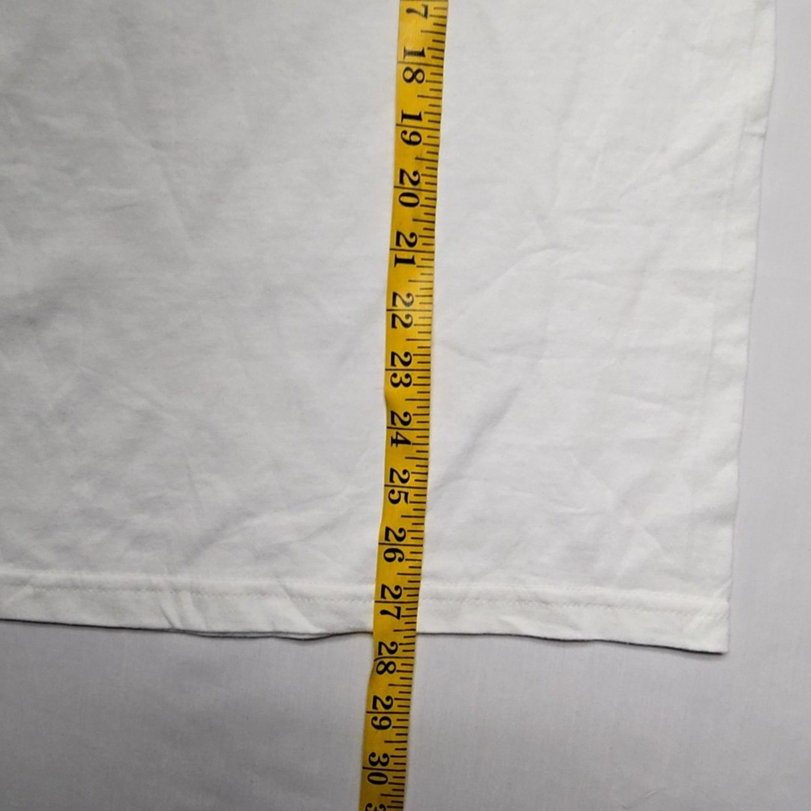 Jerzees Vintage Vail Paramedics Emt Shirt White Mens S Graphic Tee Size US S / EU 44-46 / 1 - 6 Thumbnail