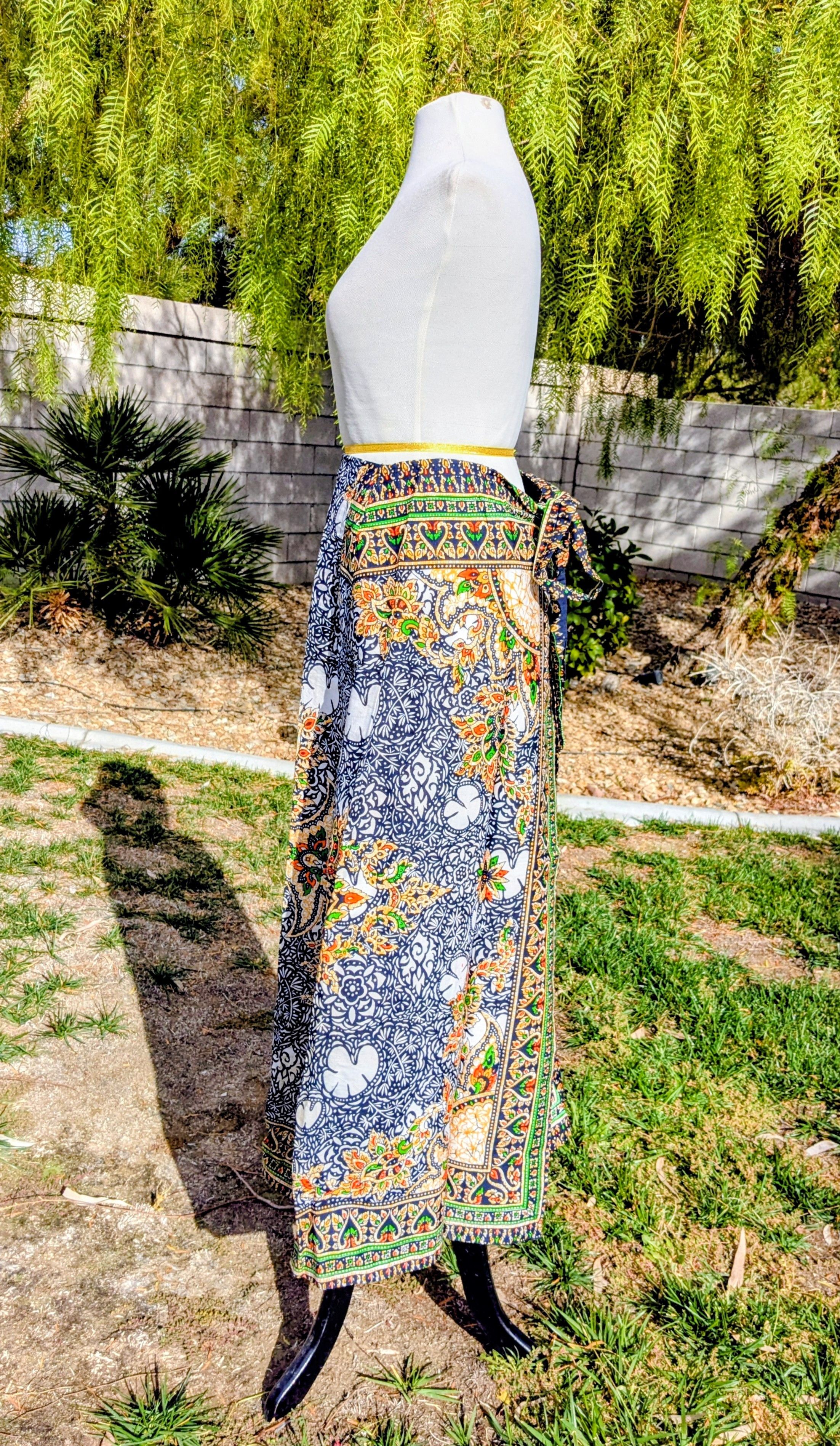 Other Vintage Boho Retro Flowy Thailand Tie-On Midi Wrap Skirt Size 42" / US 20 - 2 Thumbnail