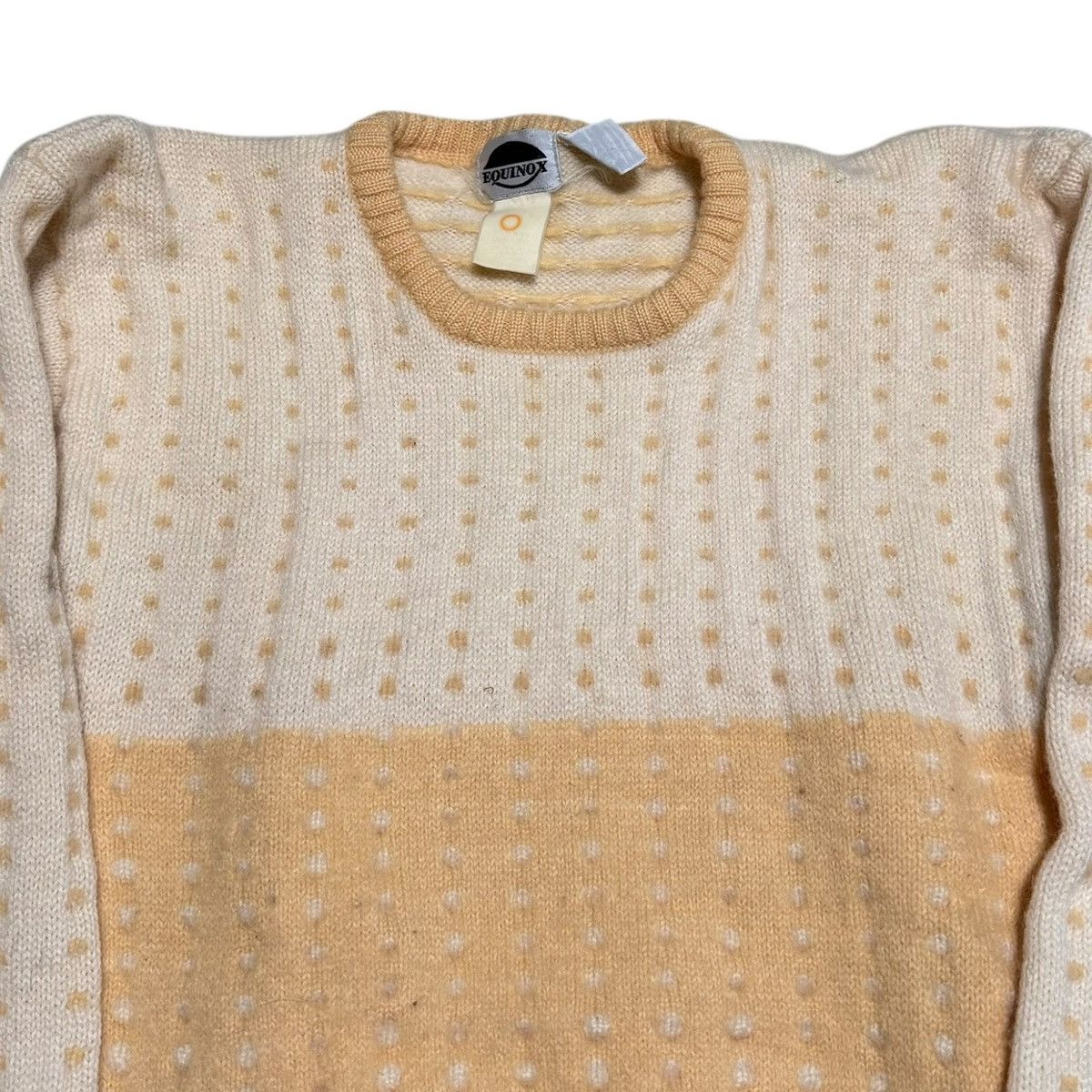Vintage Vintage 70s Equinox Yellow Polka Dot Sweater Women’s XS Size XS / US 0-2 / IT 36-38 - 2 Thumbnail