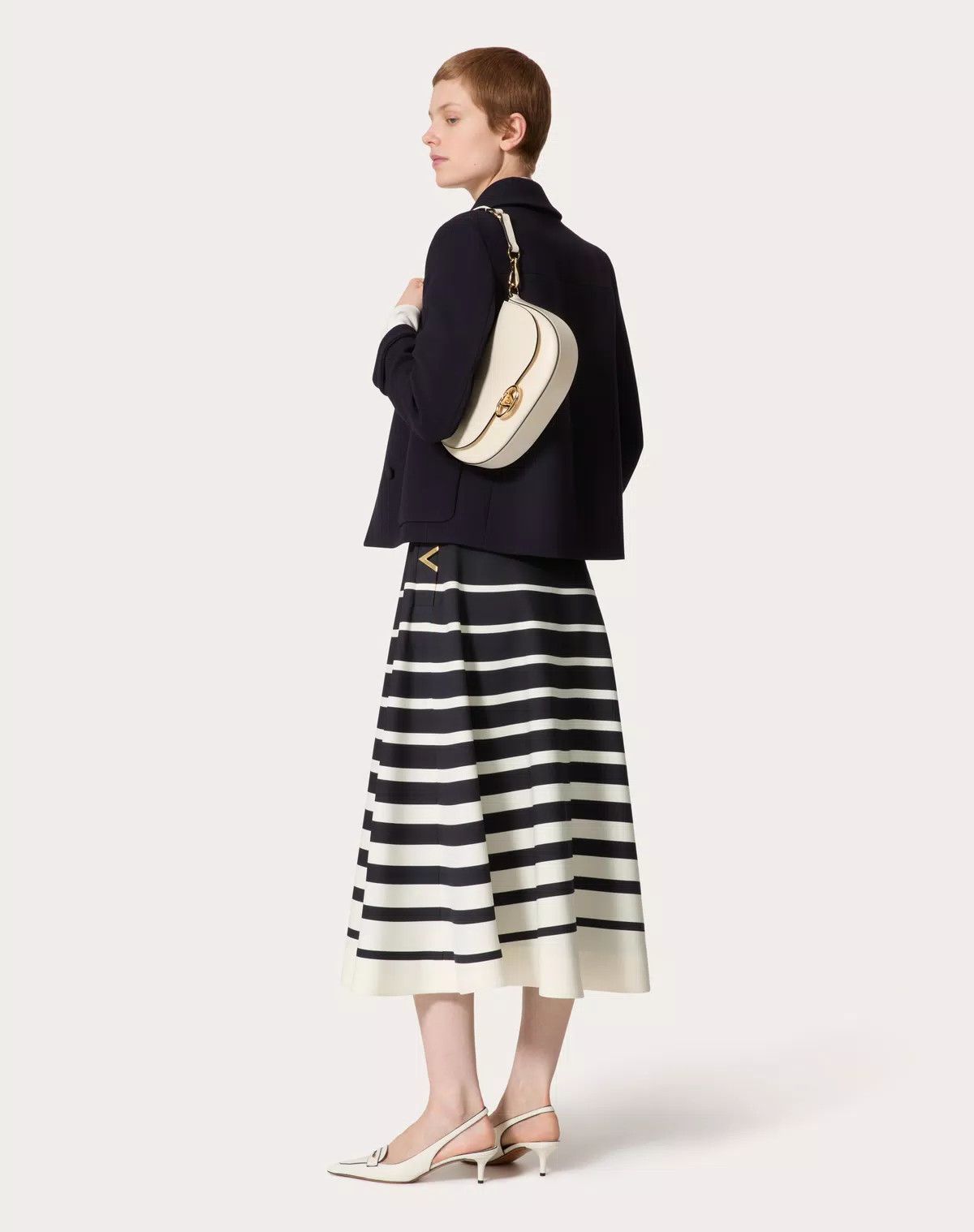 Valentino oc11z0725 Size:OS/ Shoulder Bag In Nappa Calfskin in White Size ONE SIZE - 8 Thumbnail