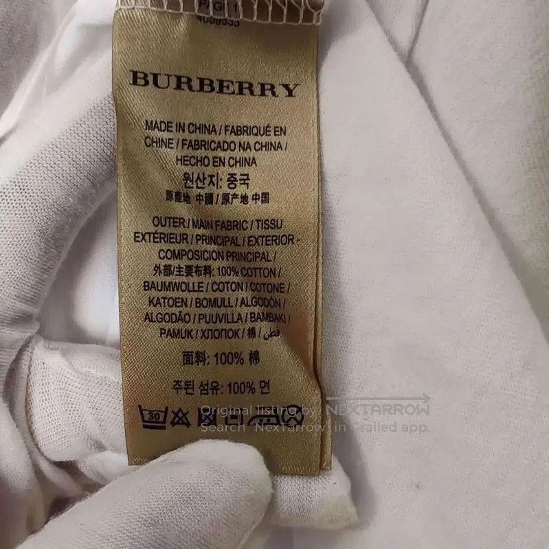 Burberry Burberry White Cotton Graphic T. Size US M / EU 48-50 / 2 - 4 Thumbnail