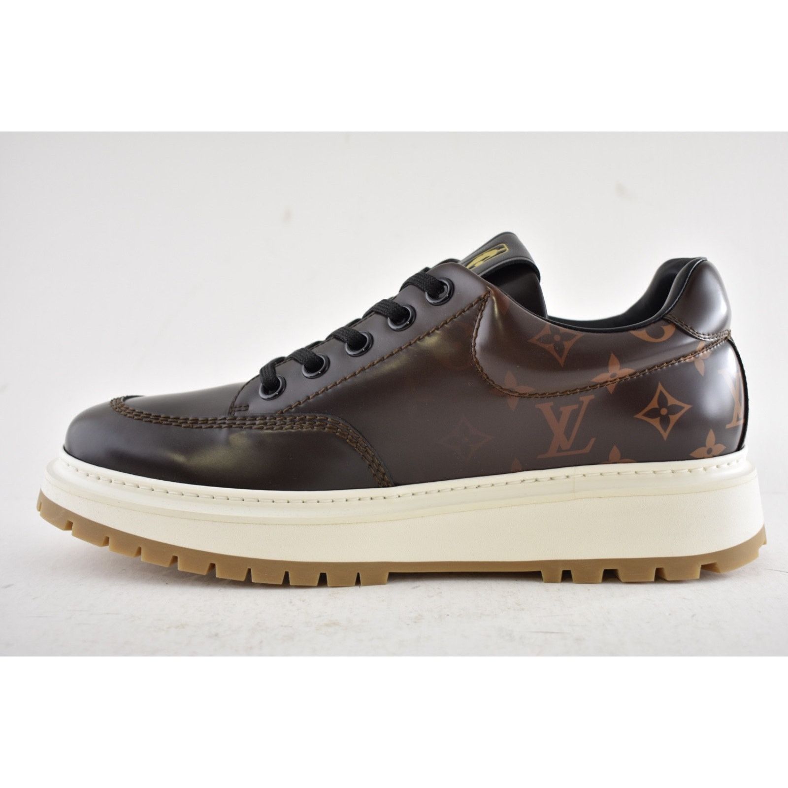 Louis Vuitton Louis Vuitton LV x NBA Abbesses Derby Ebony Brown Size US 10 / EU 43 - 13 Thumbnail