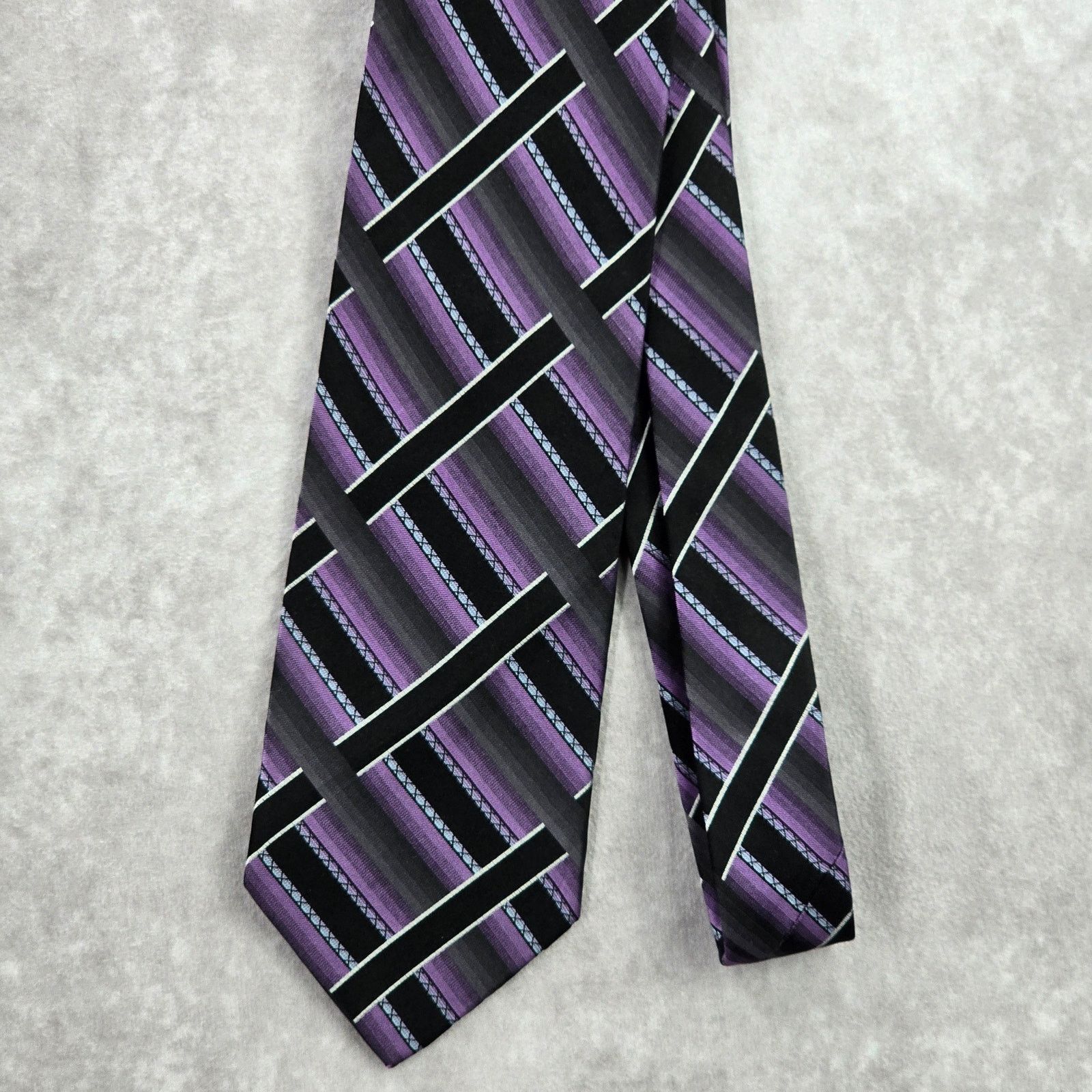 Croft & Barrow Croft & Barrow Purple Black Plaid Tartan Silk Mens Neck Tie Size 30 - 2 Thumbnail