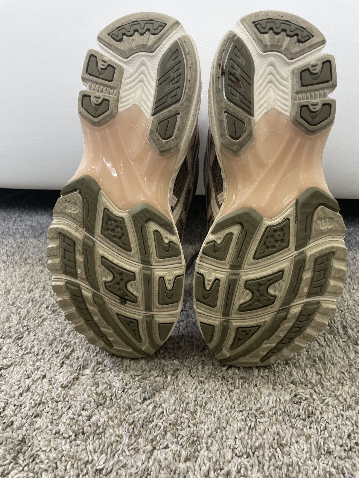 Asics Asics Gel Kayano 14 - Size 7 Size US 7 / IT 37 - 5 Thumbnail