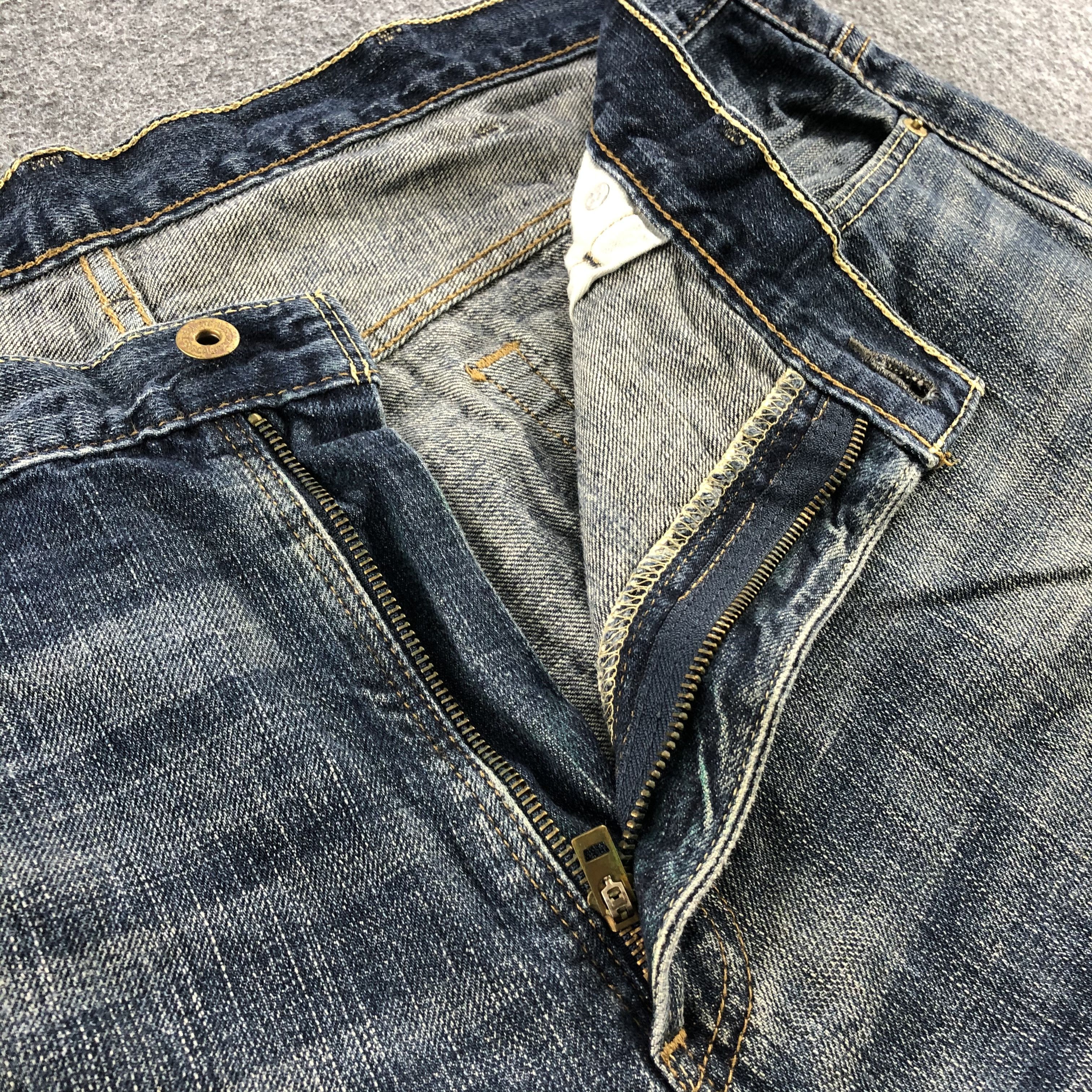 Levi's Vintage Dark Levis 569 Jeans- J1364 Size US 43 - 7 Thumbnail