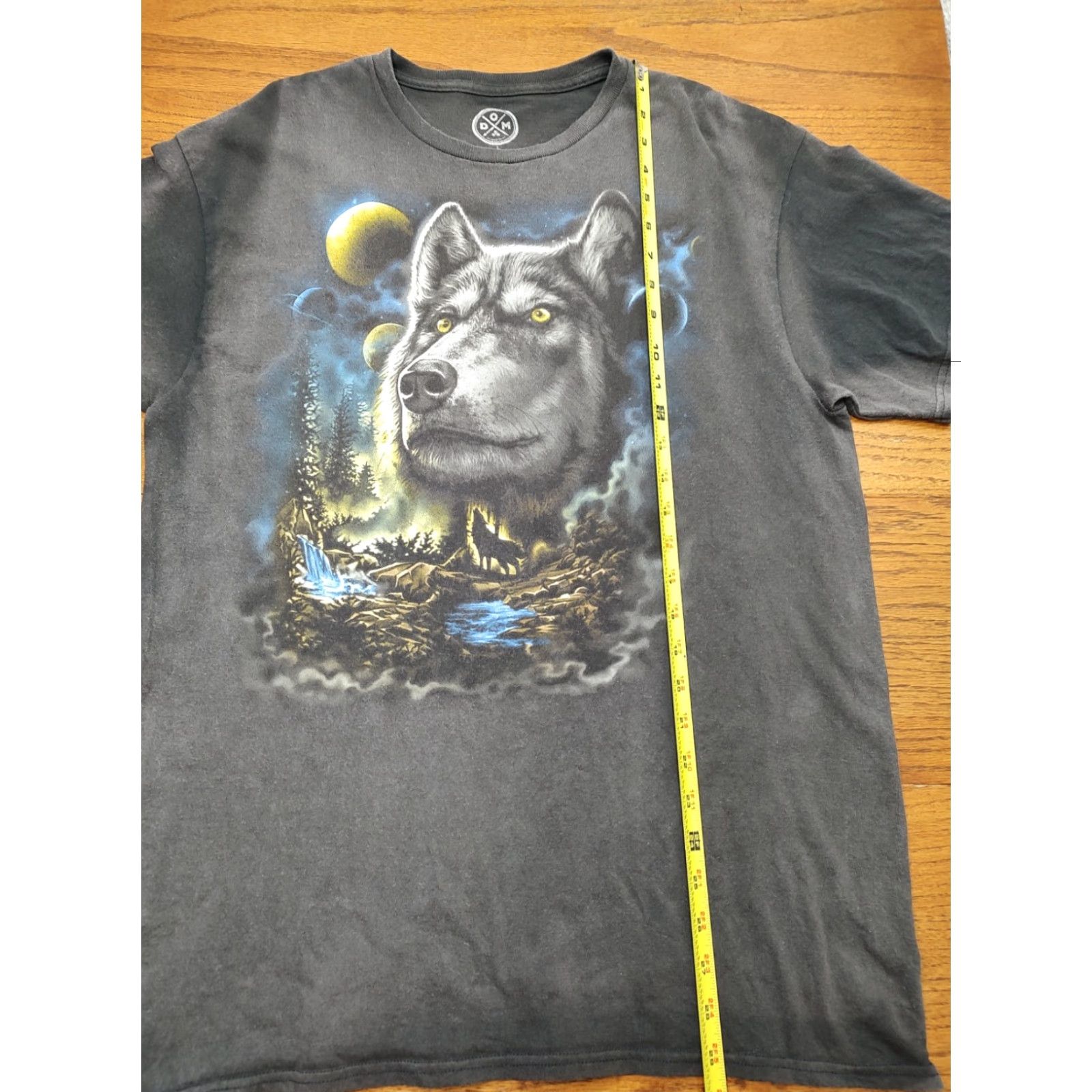 Vintage VINTAGE DOM Wolf Graphic T-shirt Black Moon Nature 90s Crew Neck Short Sleeve L Men Black Cotton Knit Nature Wolf Graphic Tee Size US L / EU 52-54 / 3 - 4 Thumbnail