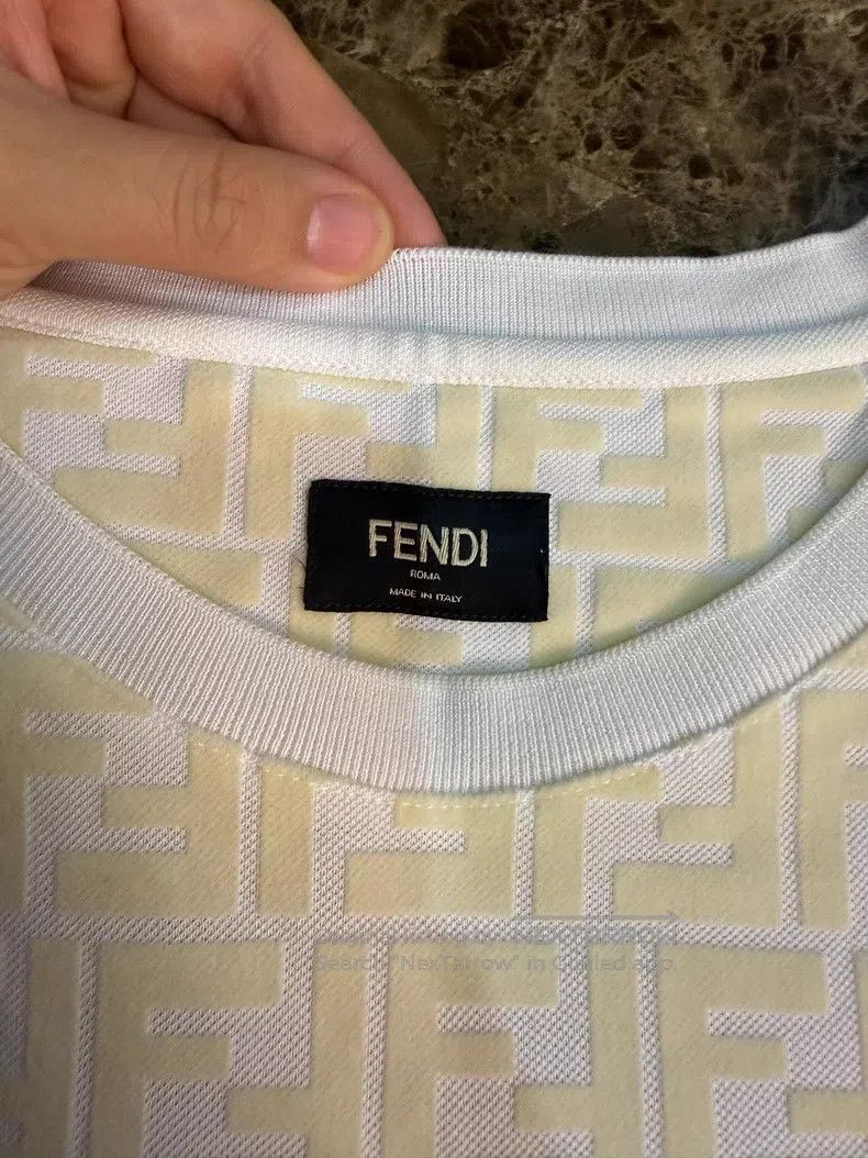 Fendi Fendi Short Sleeve T-shirt with Flock Logo Size US M / EU 48-50 / 2 - 3 Thumbnail