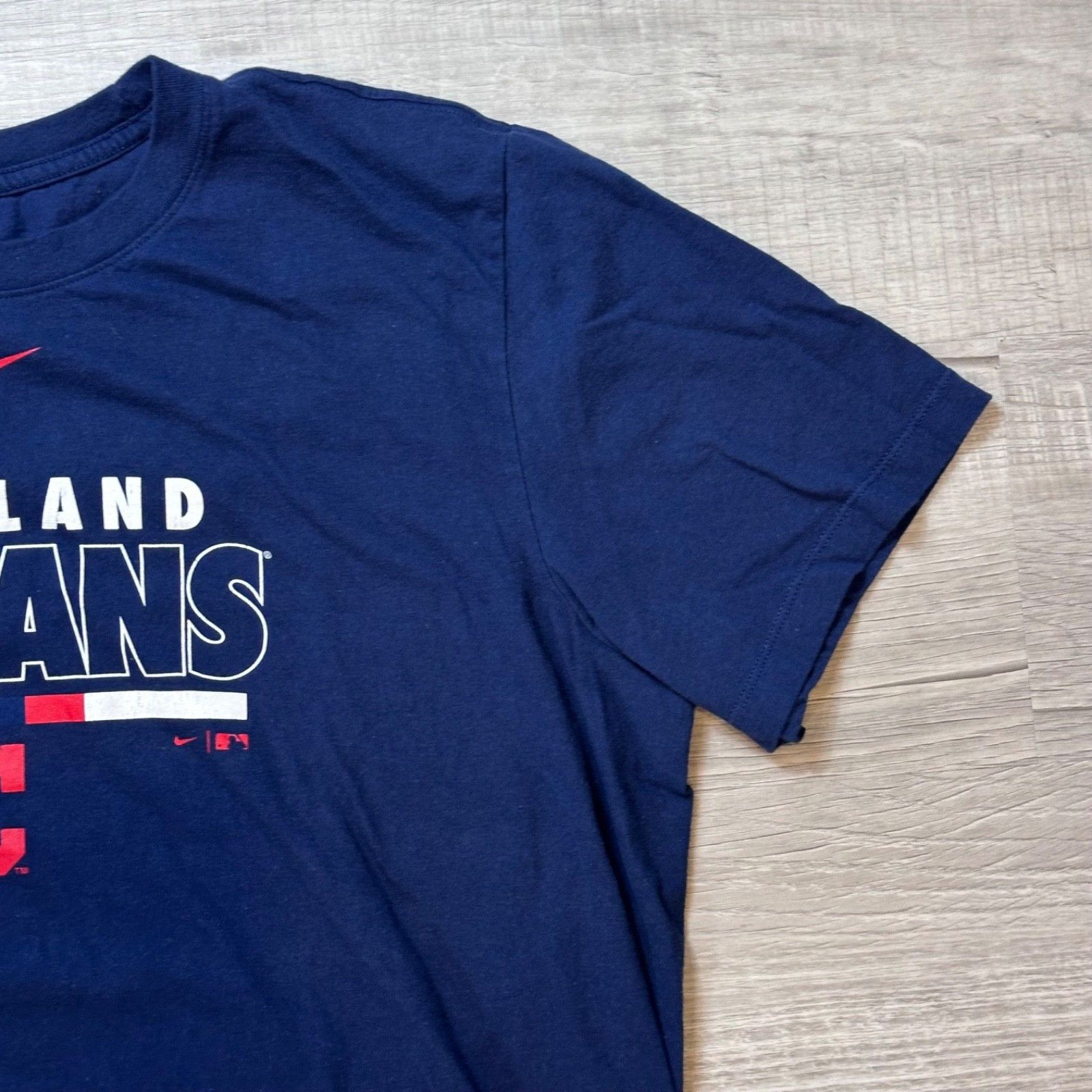 Nike Nike Cleveland Indians Color Bar Short Sleeve Tee XL Swoosh Size US XL / EU 56 / 4 - 4 Thumbnail