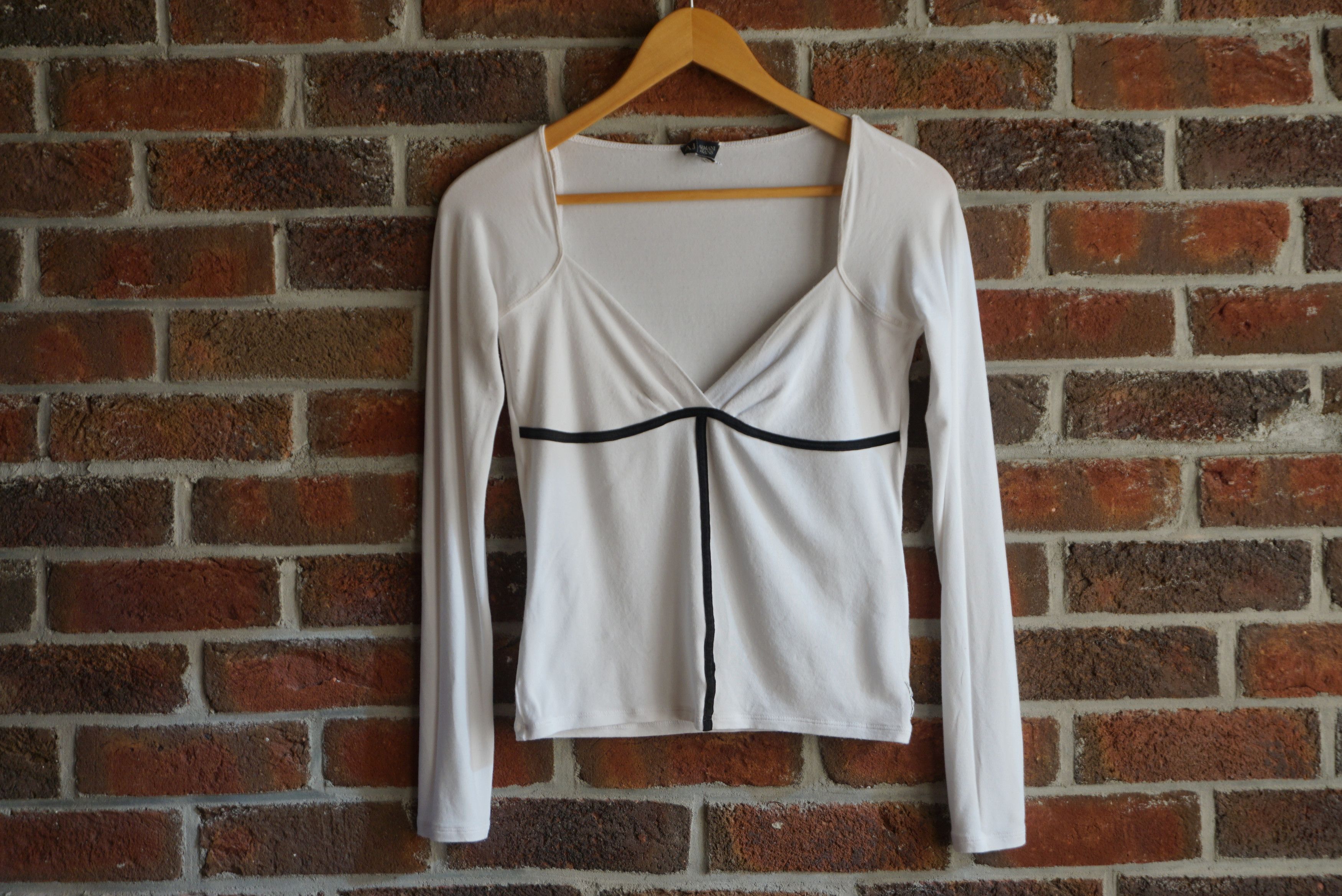 Armani Womens genuine Armani Jeans slim fit top M designer blouse Size M / US 6-8 / IT 42-44 - 8 Thumbnail
