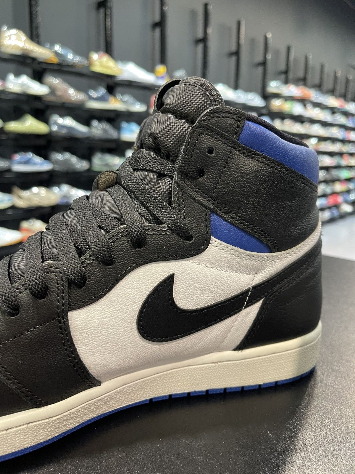 Jordan Brand Size 13 - Jordan 1 Retro High Royal Toe Size US 13 / EU 46 - 6 Thumbnail