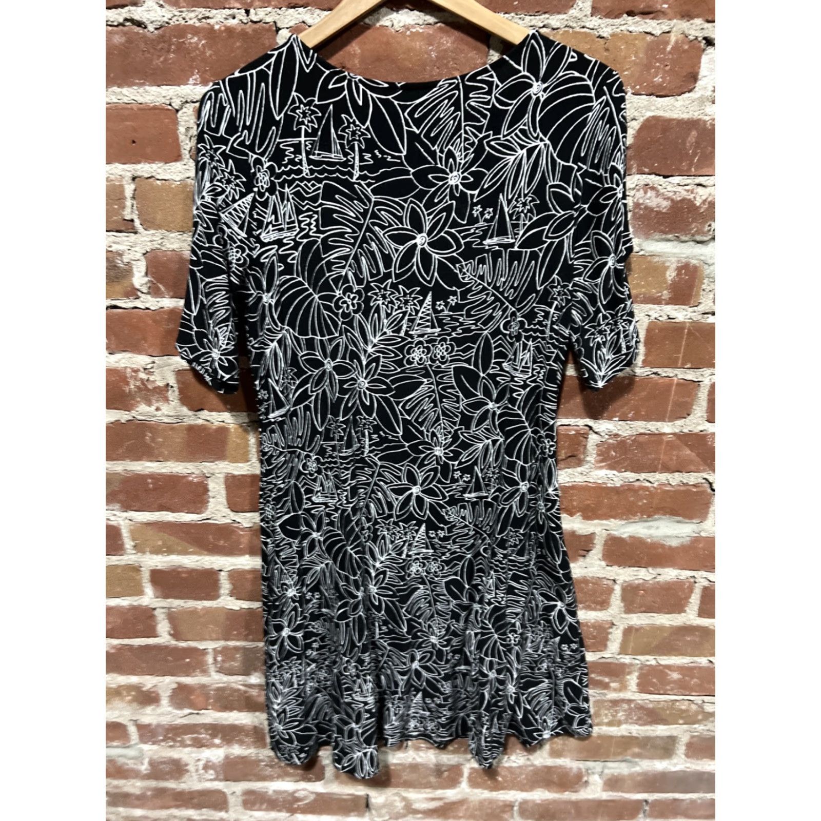 Vintage Chicos Dress Womens 1 Rayon Blend Floral Boat Theme Black White Size XS / US 0-2 / IT 36-38 - 3 Thumbnail