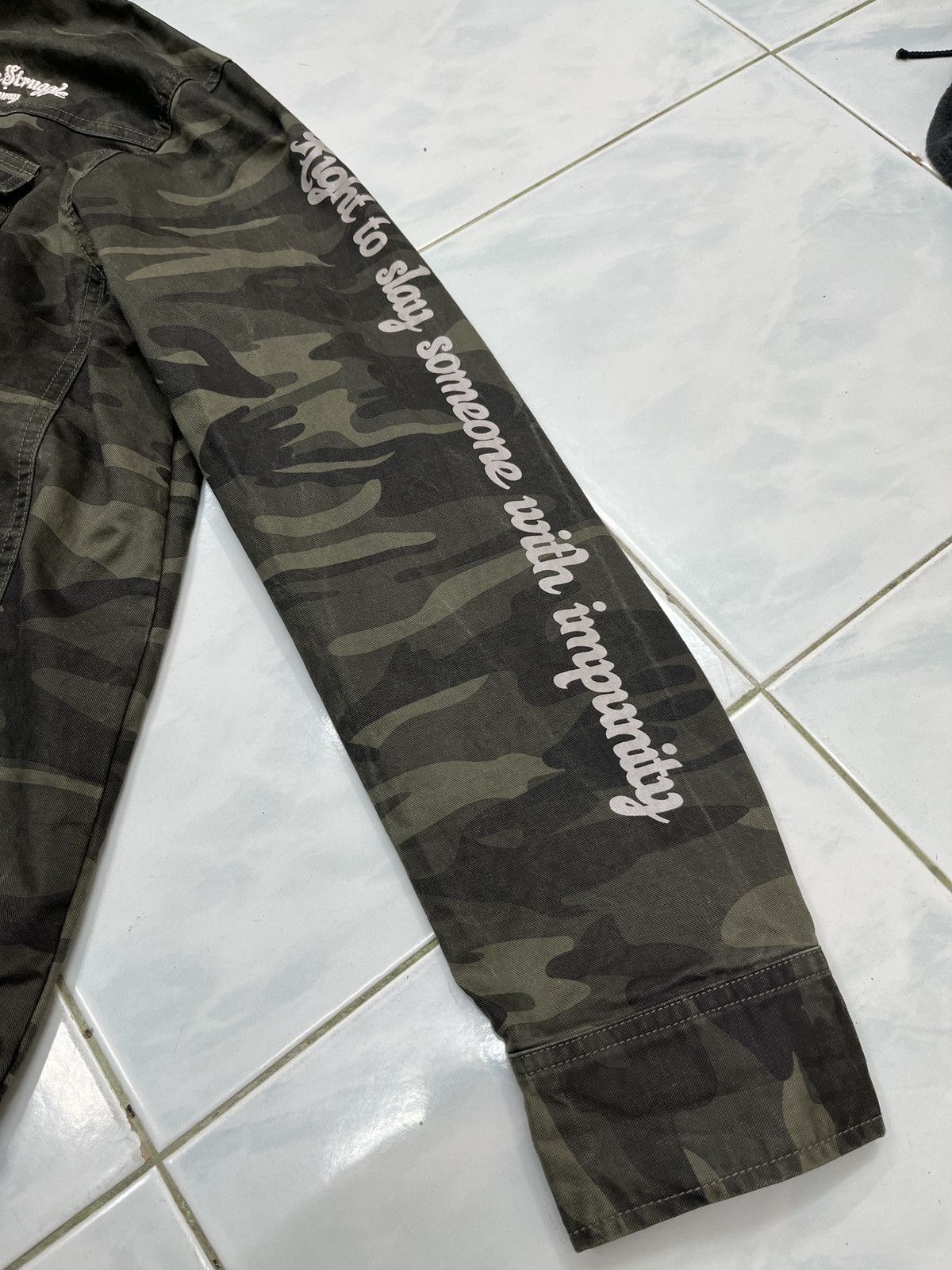 Anime 🔥🔥🔥ARCHIVE DIVINE RETRIBUTION ANIME HOODIE JACKET SHIRTS Size US L / EU 52-54 / 3 - 17 Thumbnail