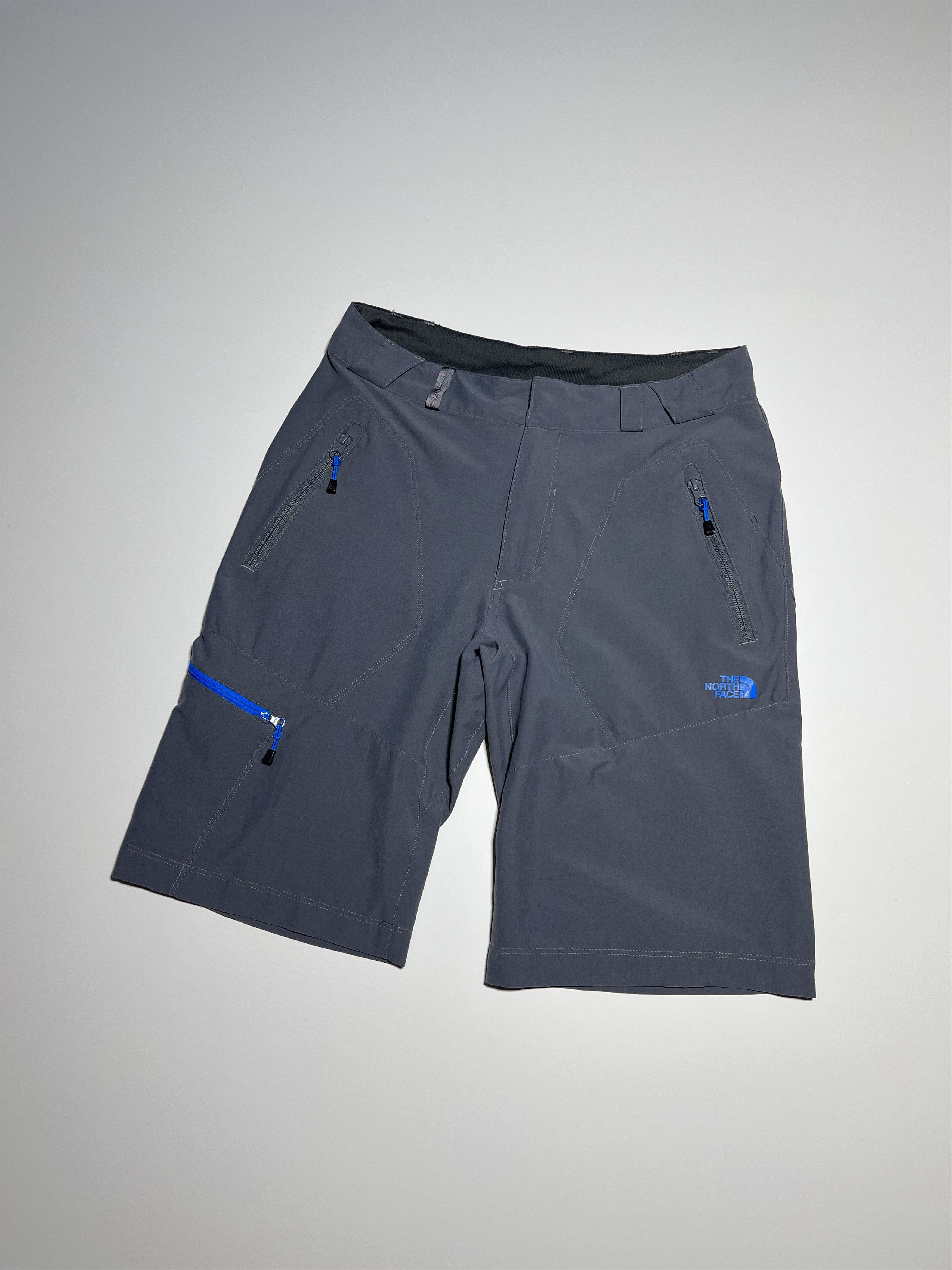 The North Face The North Face Gray Hiking Shorts Size 30 Size US 30 / EU 46 - 1 Thumbnail